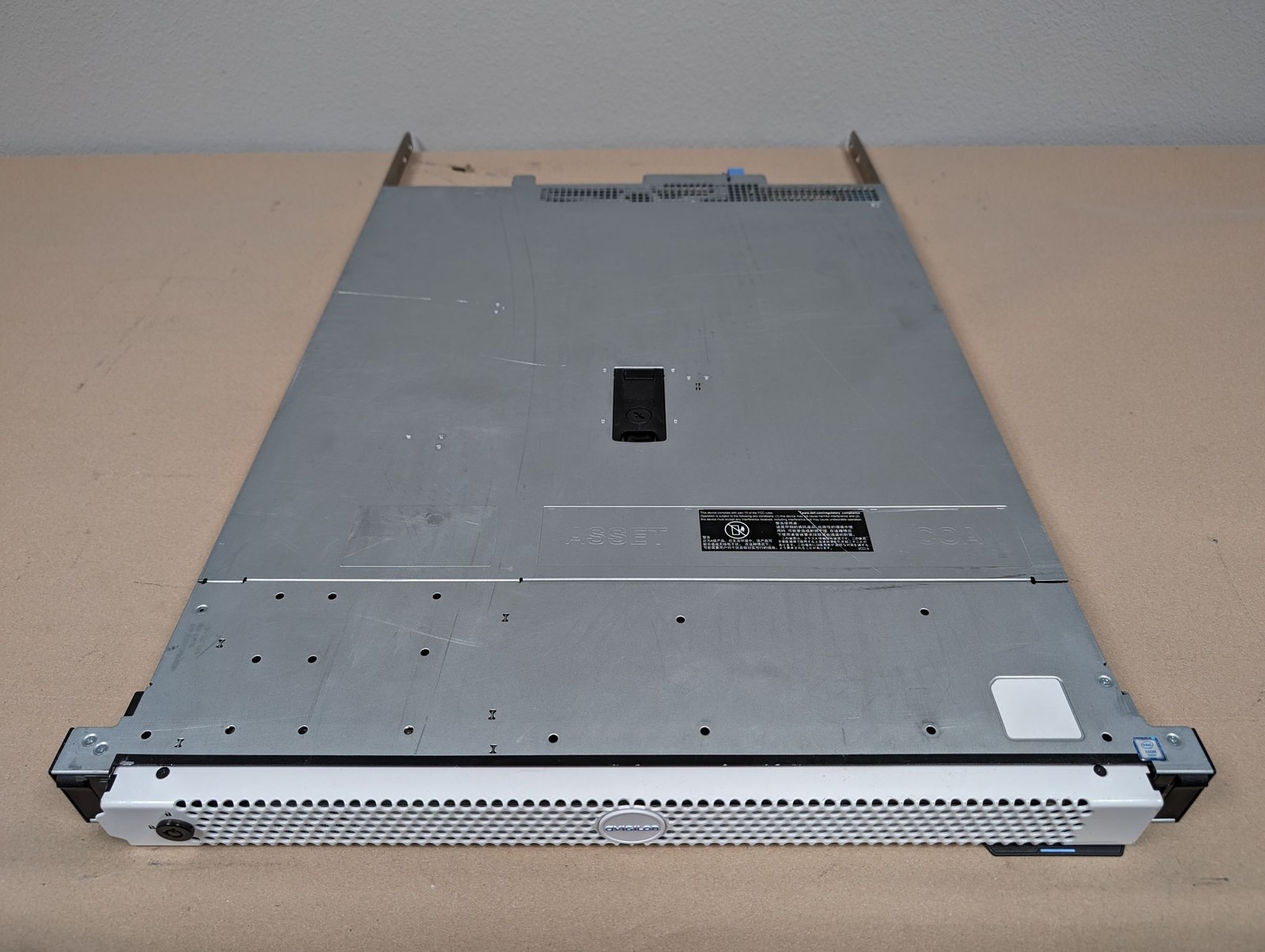 DELL OEMR XL R240 Server w/ 1x Intel Xeon E-2124 3.30 GHz PN: E57S001