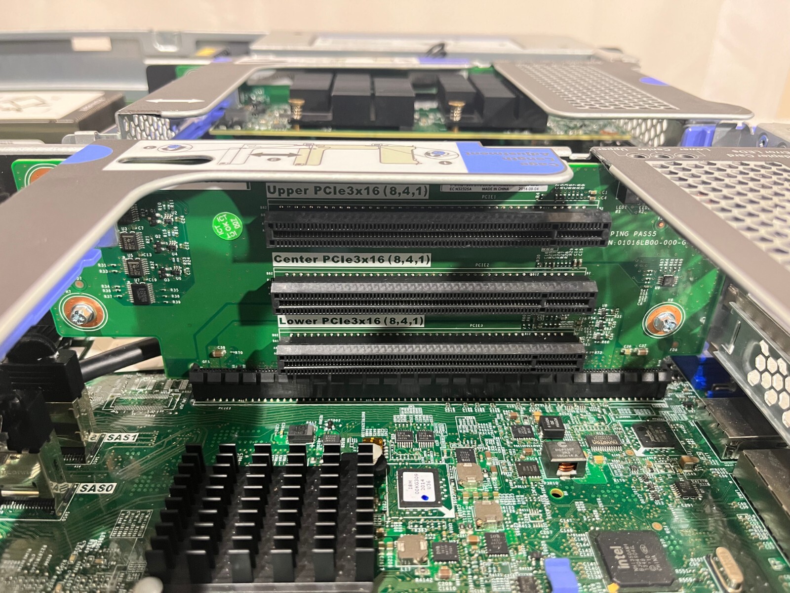 IBM SAN Controller 2U Intel 16-Core 3.4GHz CPU 64GB RAM 4x 8Gb FC 2x 750W PSUs