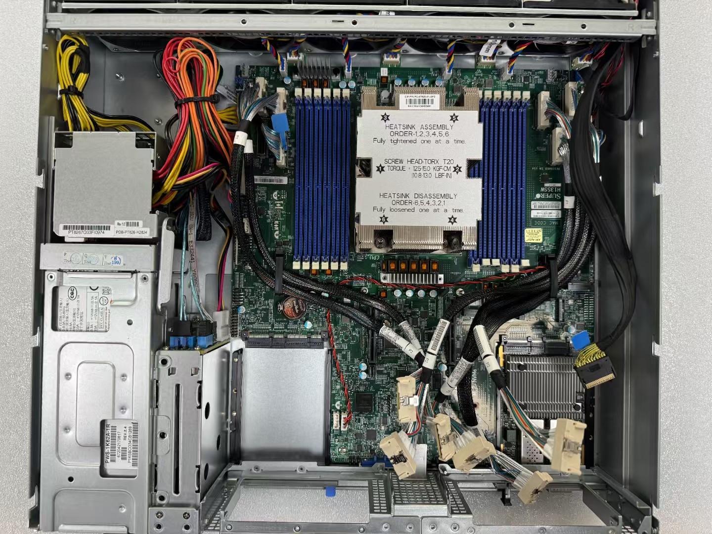 Supermicro ASG-2015S-E1CR24L Server 24X3.5″/Support AMD EPYC 9004/9005 CPU