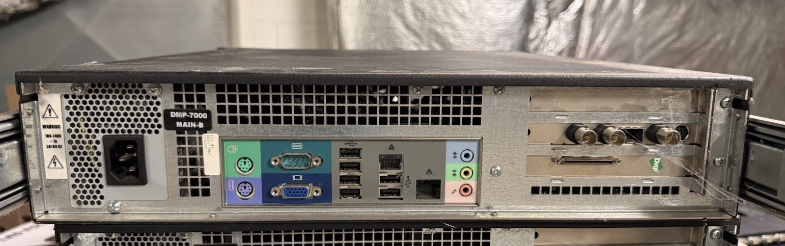 Daktronics Venus 7000 Rack Mountable Server USB Ethernet VGA Serial PS/2