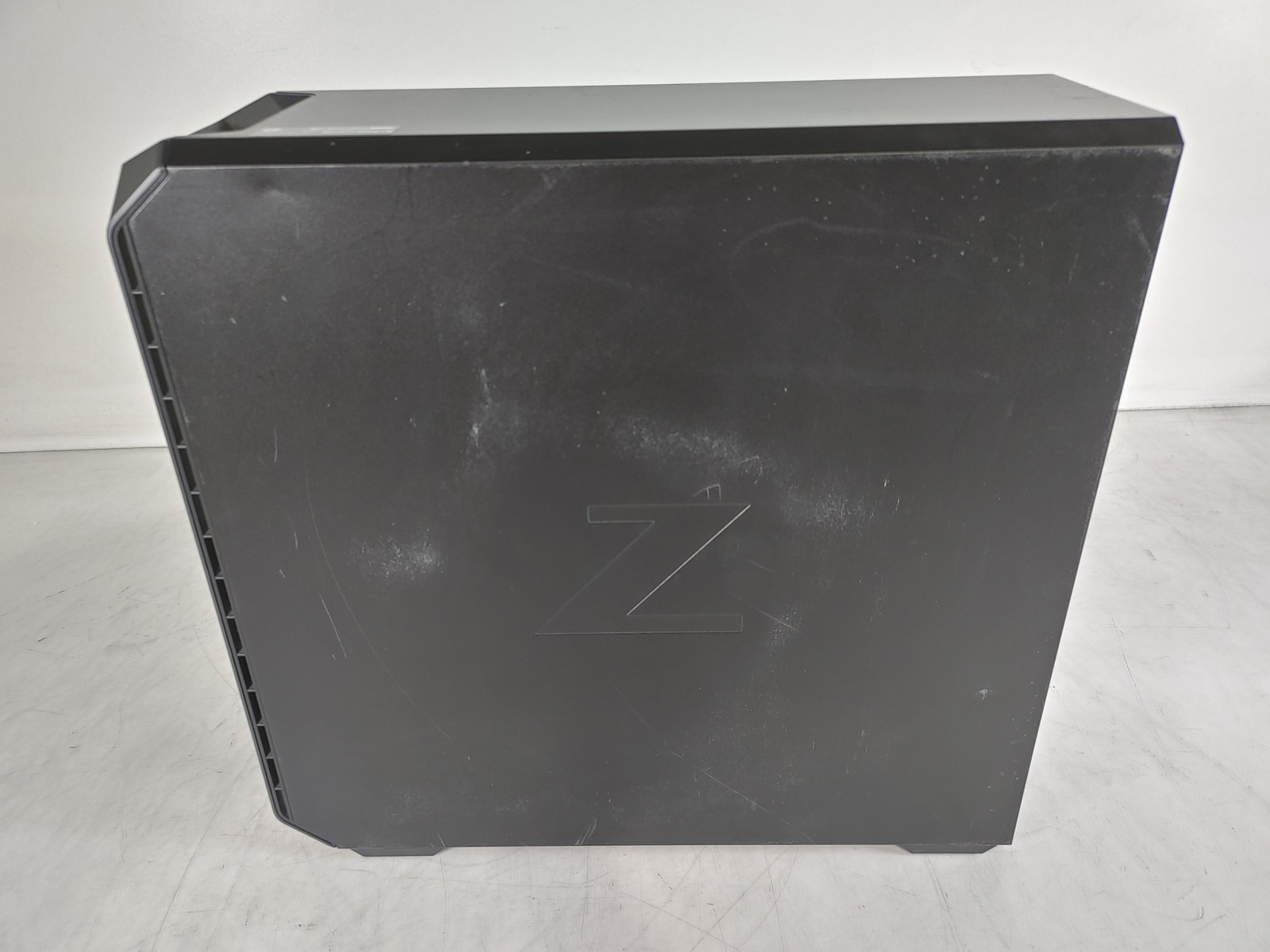 HP Z6 G4 2.10 GHz Intel Xeon Silver 4116 8 GB DDR4 Workstation No Drives/No OS