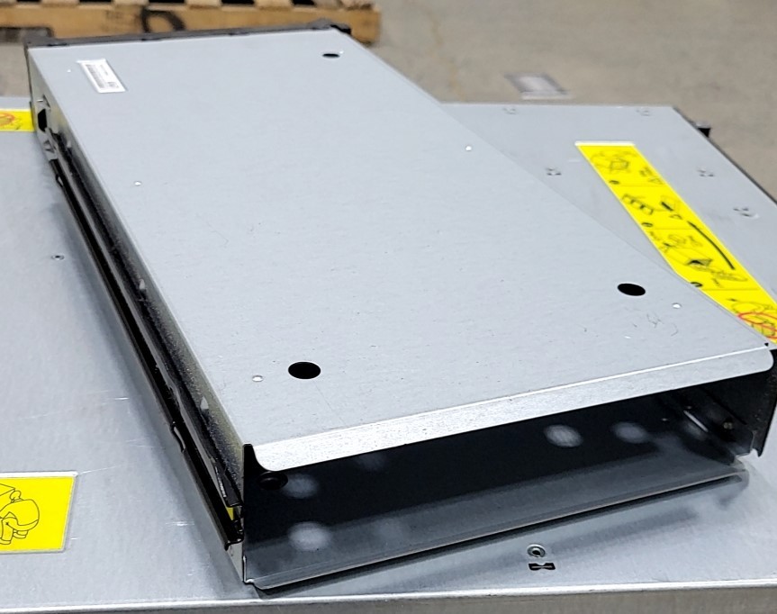 DELL BMX01 PowerEdge M1000e Server Enclosure Unit SEE NOTES