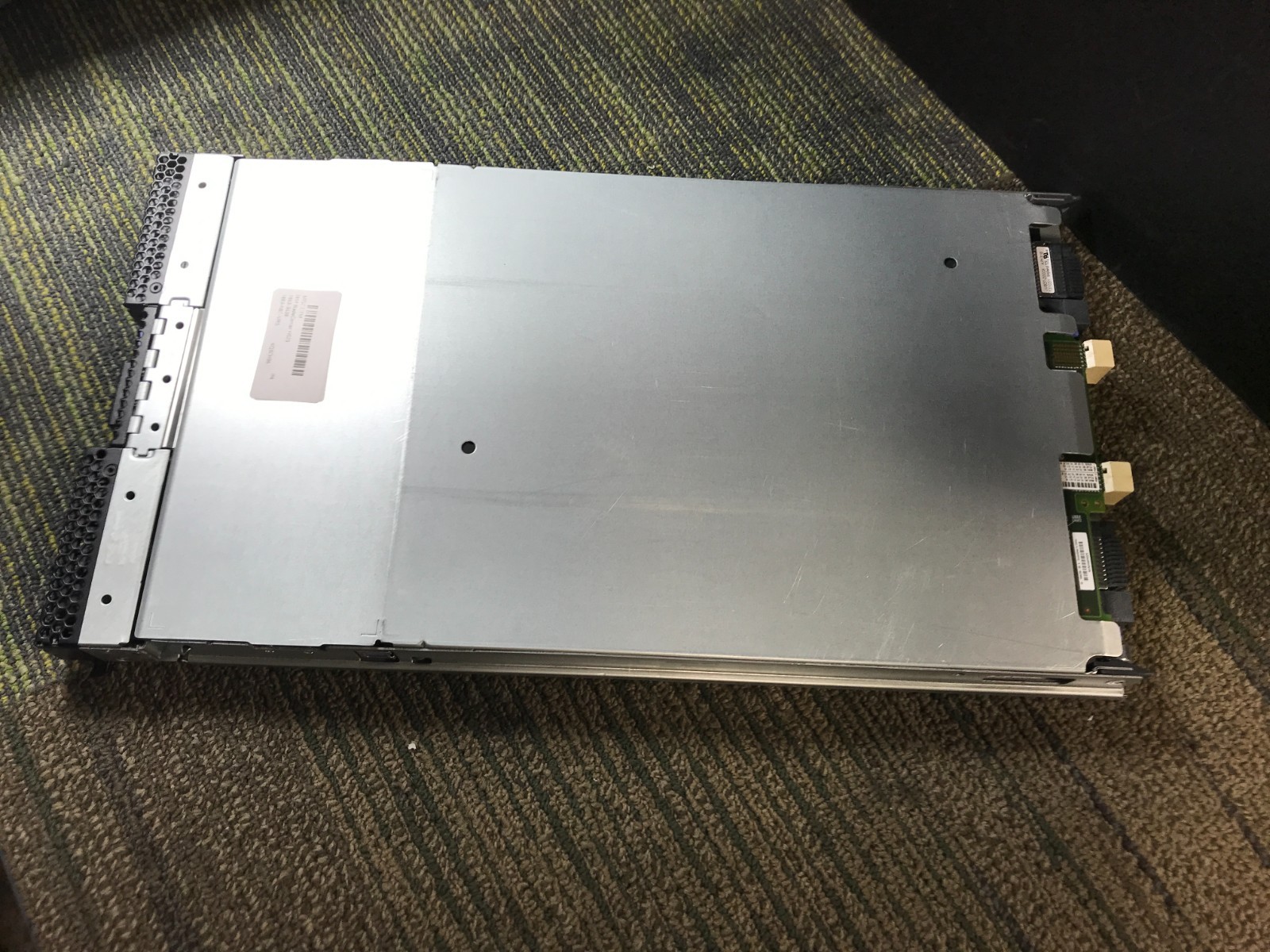 IBM BLADECENTER 7875-AC1 HS23 | 2X XEON E5-2640 128 GB RAM | NO HDDS