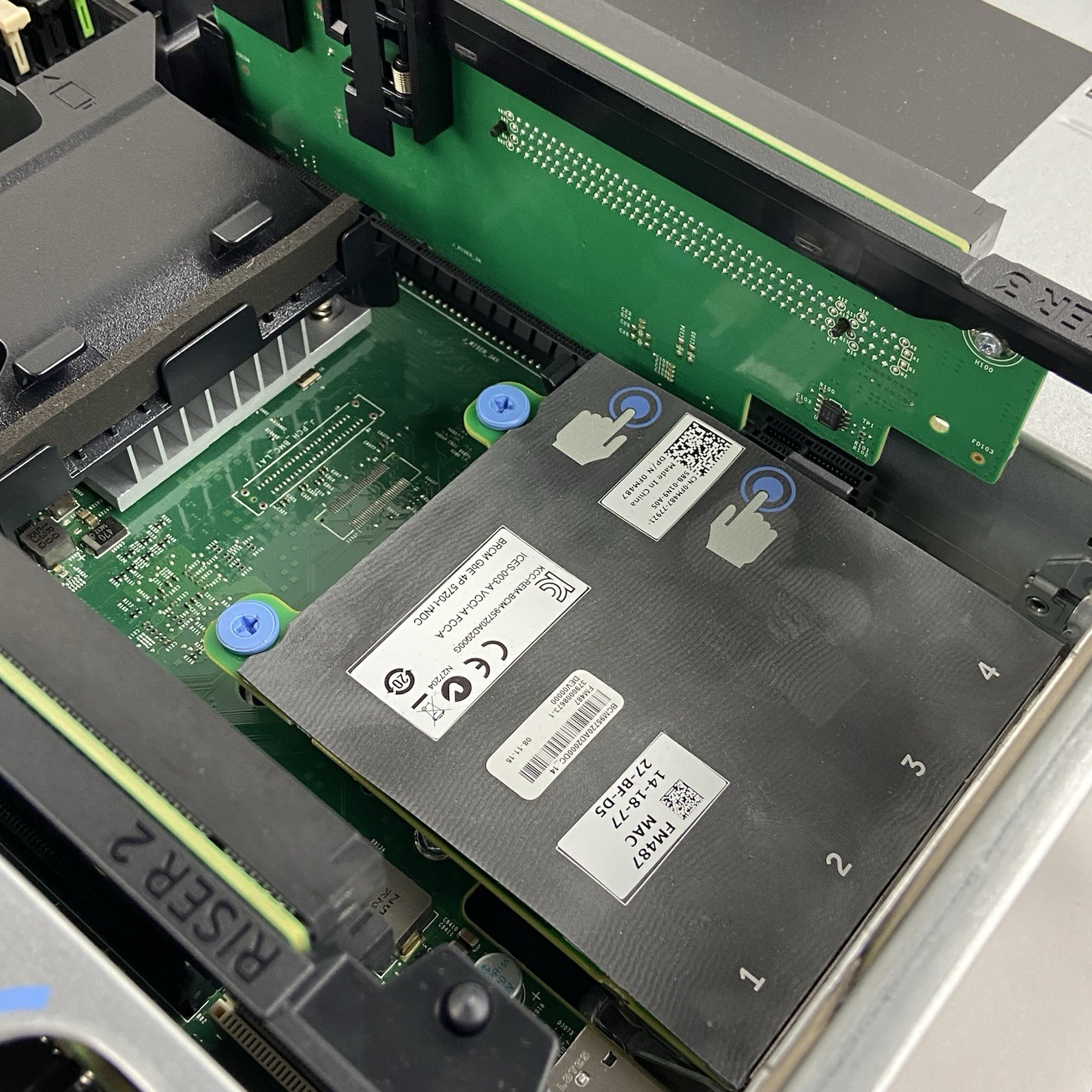 Dell Poweredge OEMR XL R730 2x E5-2620 V3 2.4 GHz 64 GB Ram H730P No OS No HDD