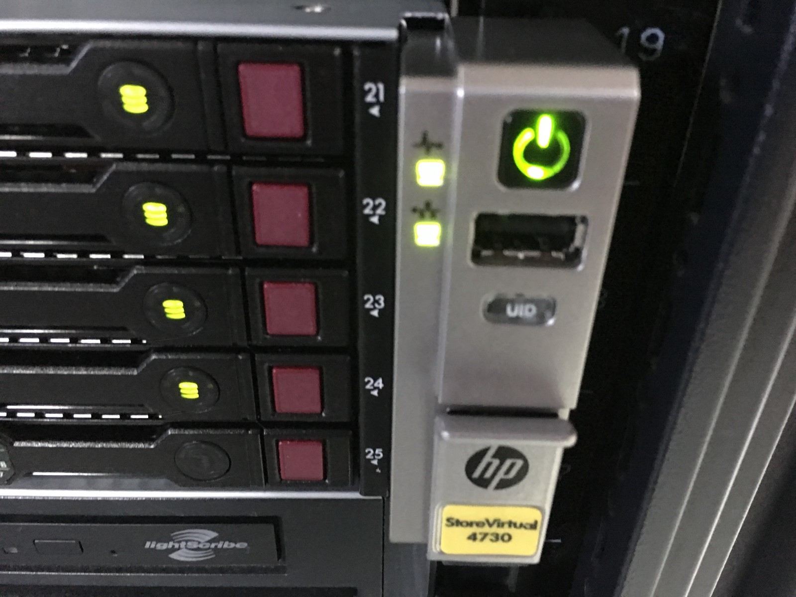 HP StoreOnce StoreVirtual 4730 FC 22.5TB Software-defined storage 10GB Licensed