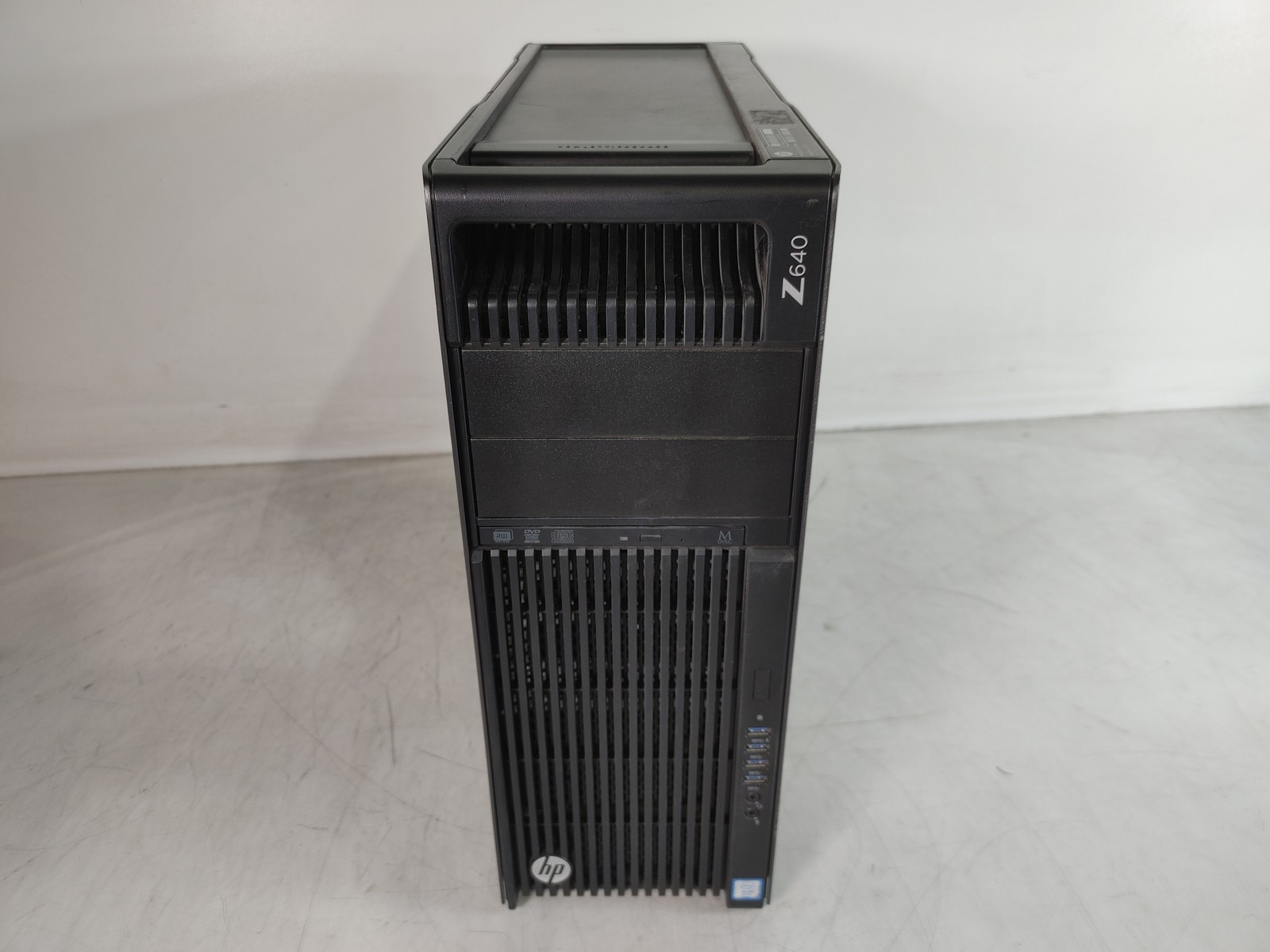 HP Z640 WorkStation 2.40 GHz Intel Xeon E5-2620 v3 8 GB DDR4 Workstation No HDD
