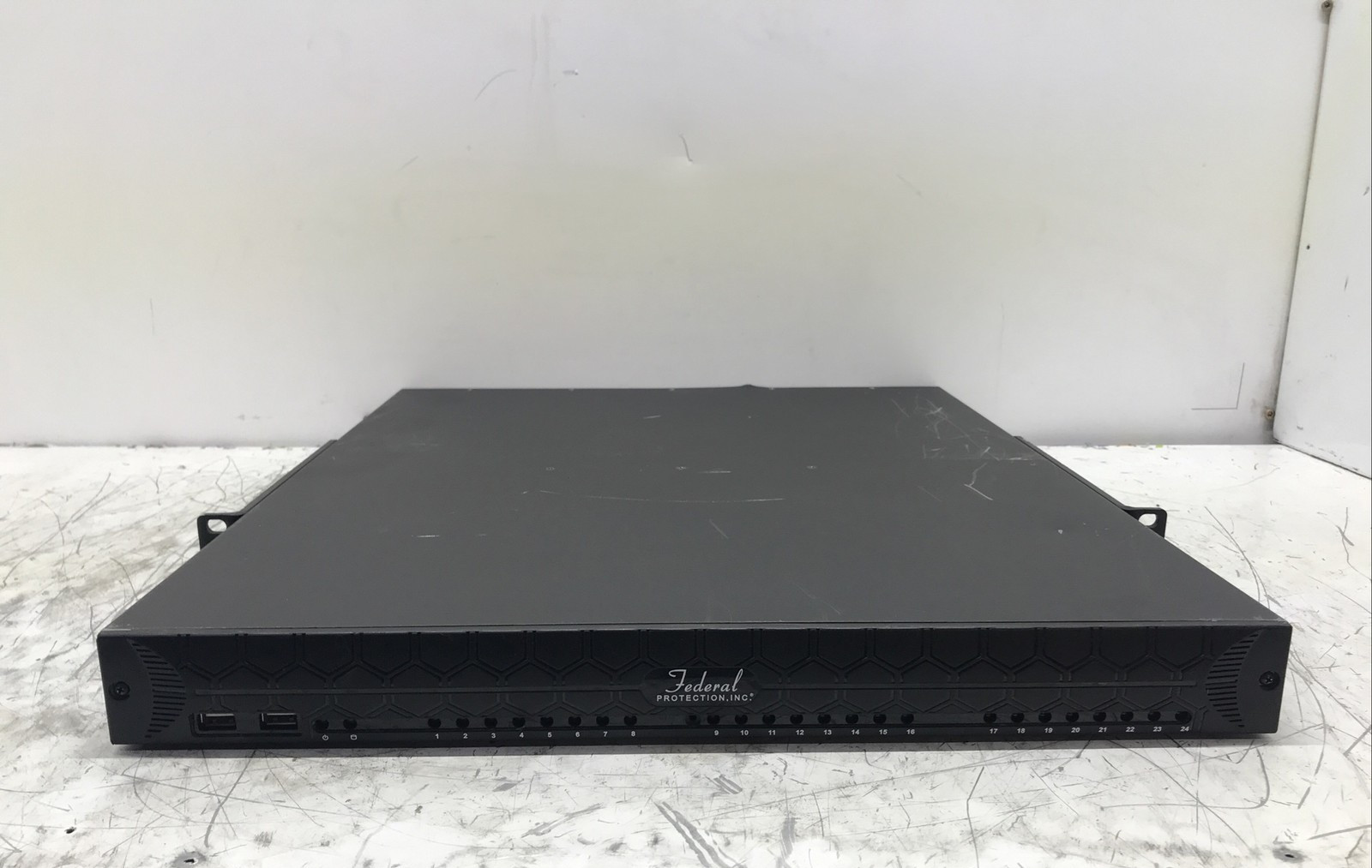 Razberi SSIQ24P-I3-4T I3-436 3.70GHZ 24-Port PoE Video Recording No HDD/SSD