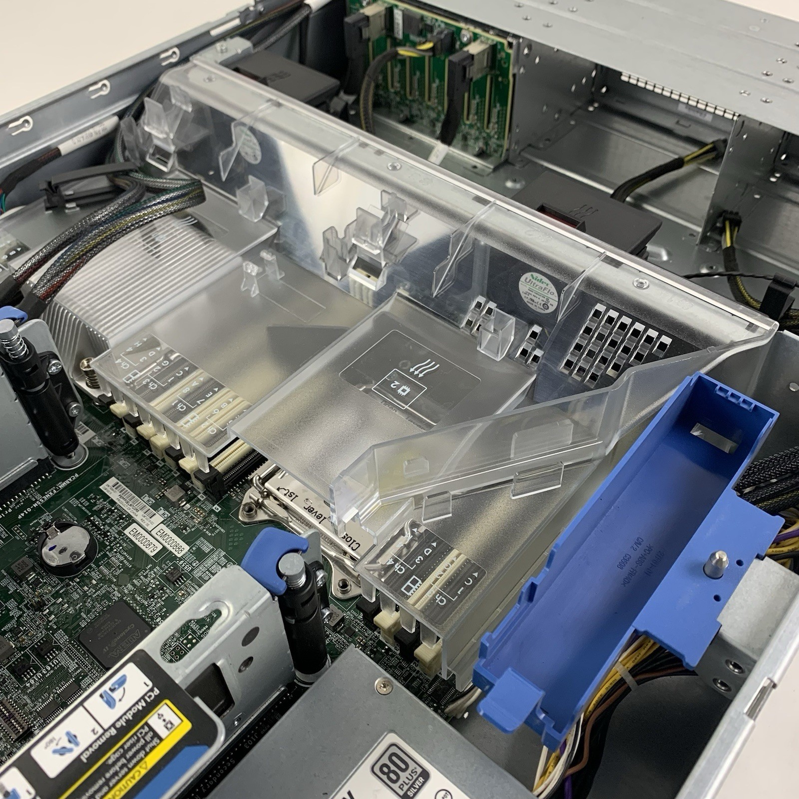 HP Proliant DL180 GEN9 2U 2.5″ Server 1x XEON E5-2609 V3 8 GB Ram No OS No HDD