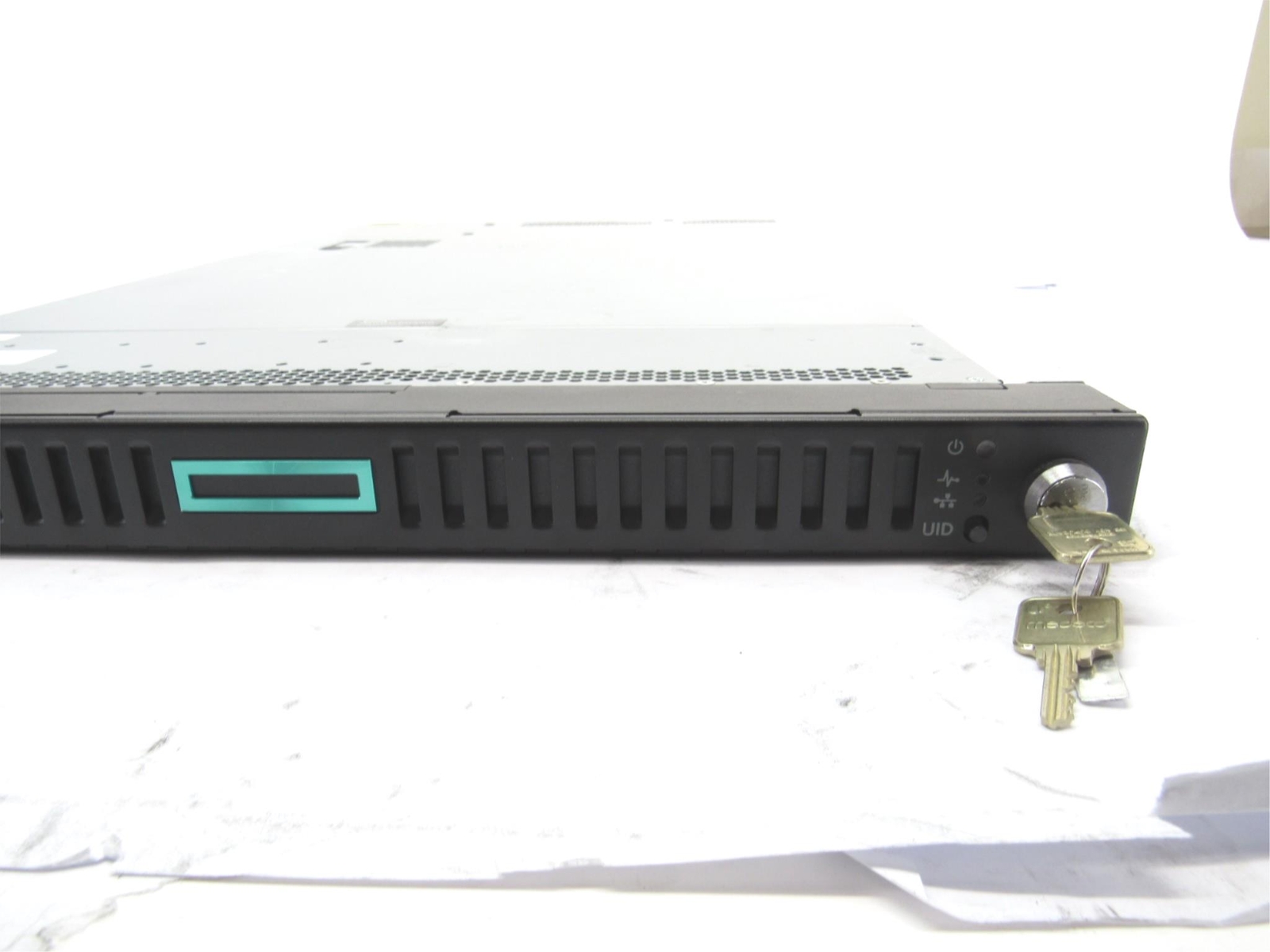 HPE Atalla 5.0 863958-001 8 Bay Xeon E5-2620 v3 2.40Ghz 32GB RAM 2x 500W