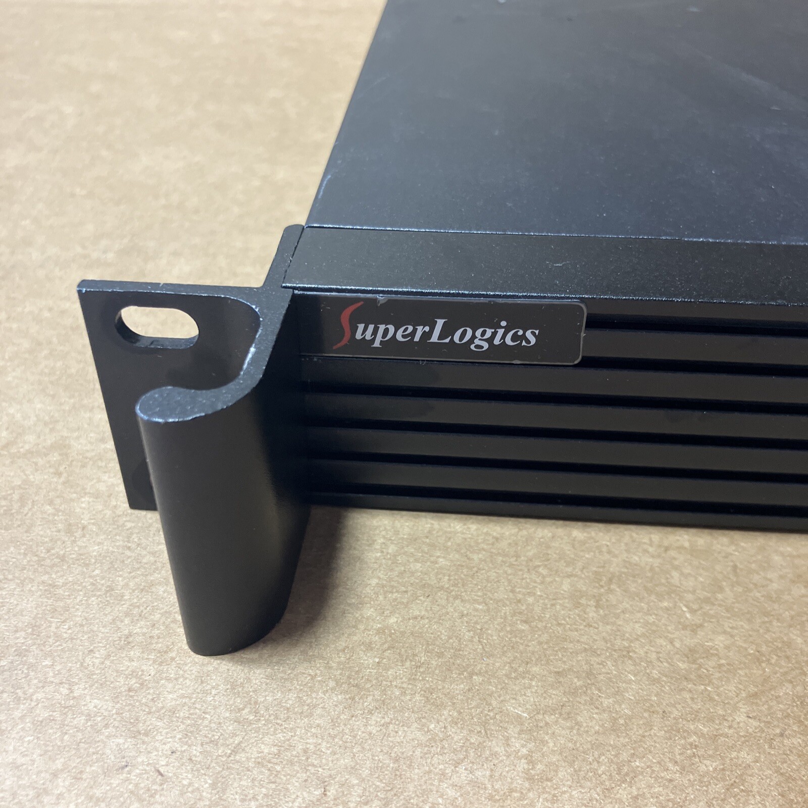 SuperLogics SL-1U-AH310I-GC
