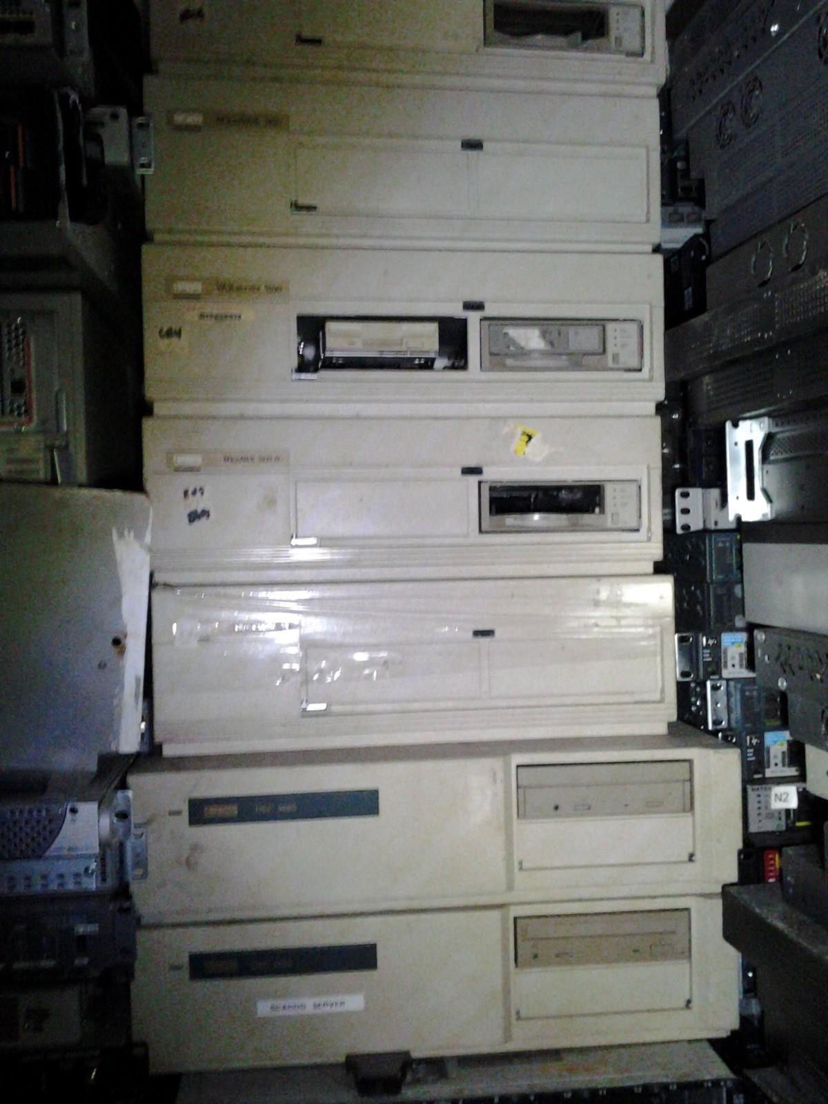 Digital MicroVAX 3100 MANY other microvax vaxstation alphaserver AV SHIPPING AV