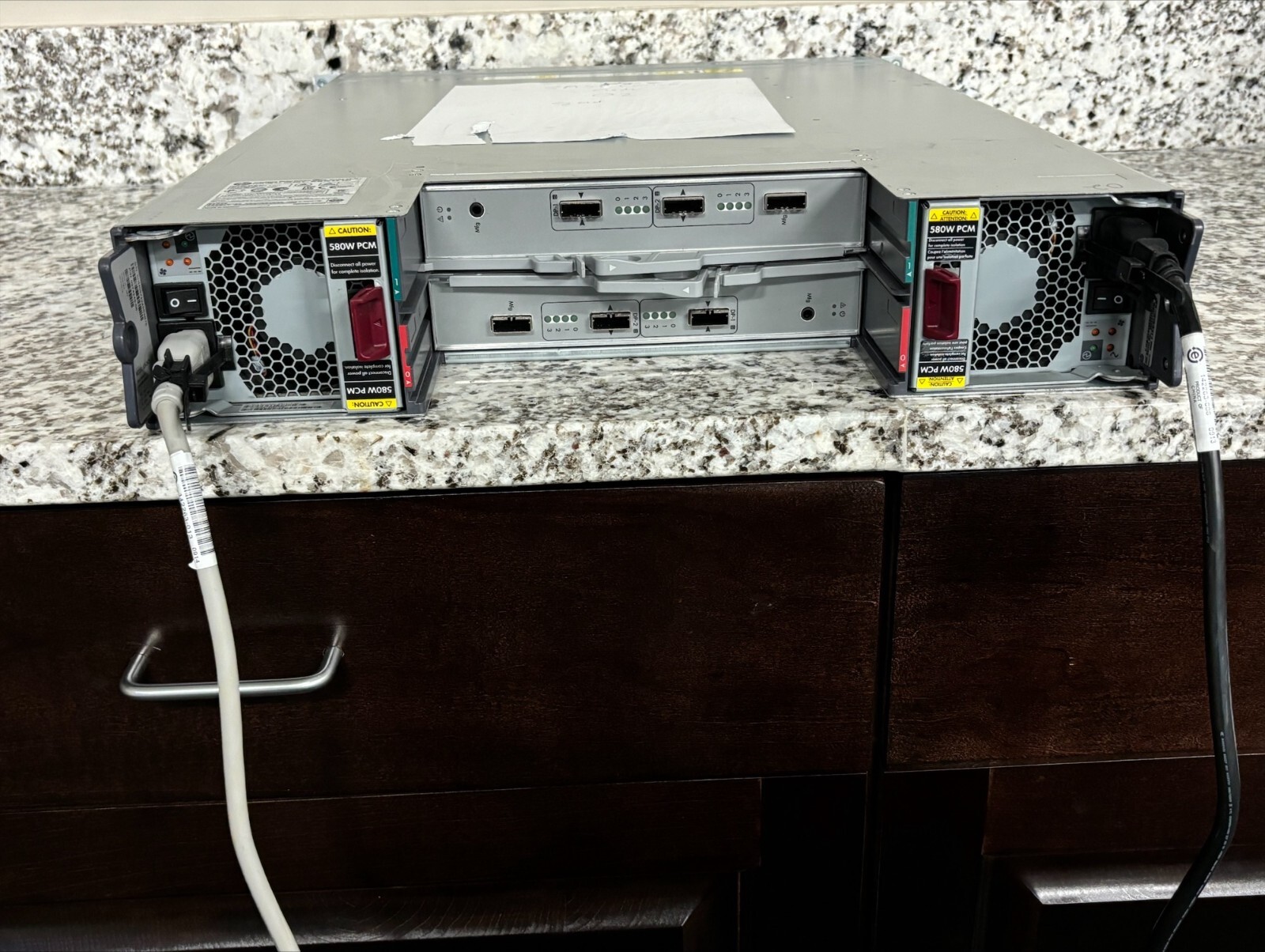 HP Server Equipment (BladeSystem C7000 w/ 3PAR 7200 storage system)