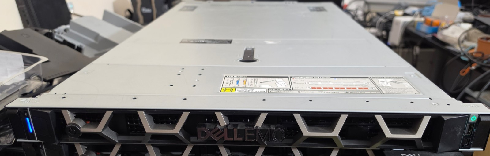 Dell PowerEdge R6625 2x AMD EPYC 9224 256GB DDR5 Diskless BOSS 1x480GB NVME WRTY