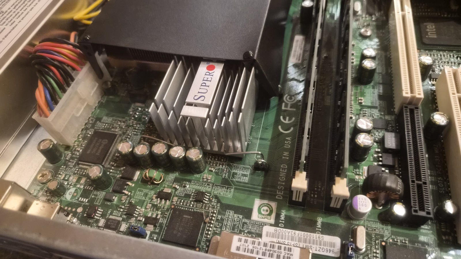 Supermicro Server Xeon X3430 2.40GHz 4GB IDE And SATA Onboard