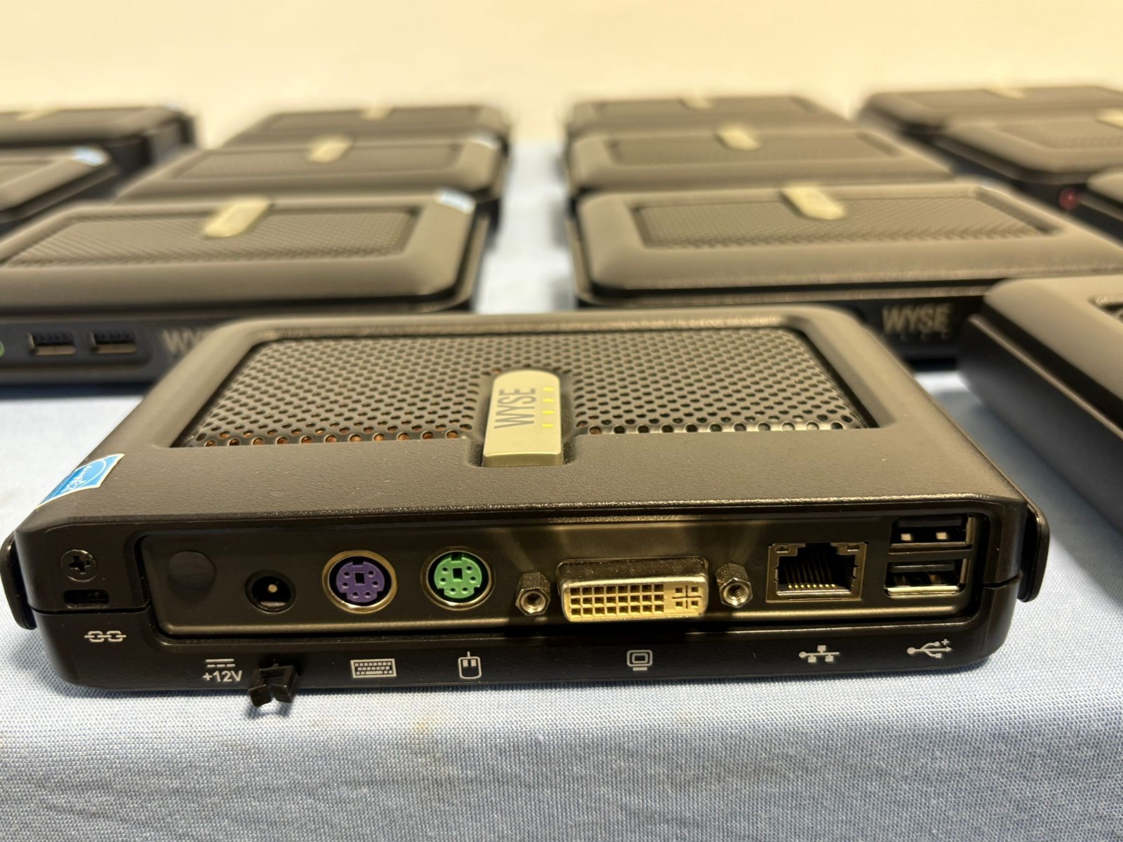 17 x Wyse C90LE7 WES7 1G 4GF/2GR DVI ES US Model Cx0 Part 902198-01L, 849228-01L