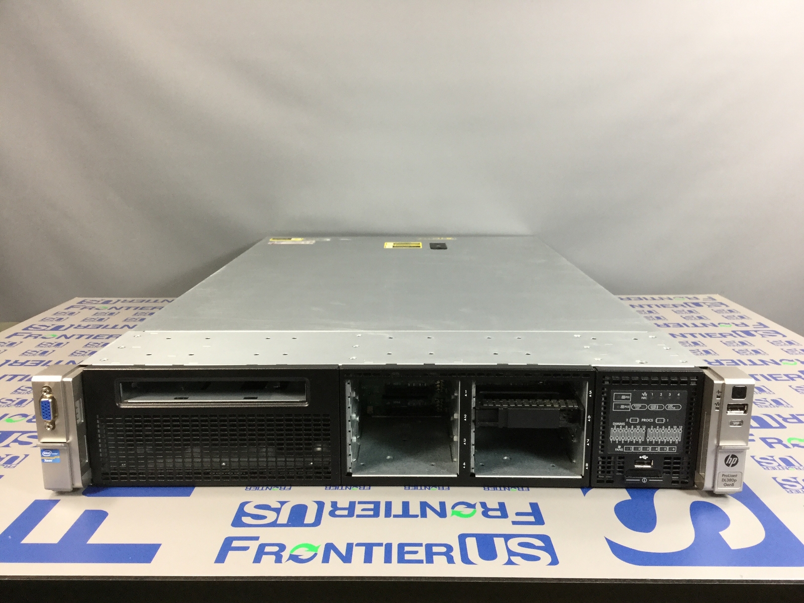 HPE PROLIANT DL380P Gen8 SFF BASE 653200-B21