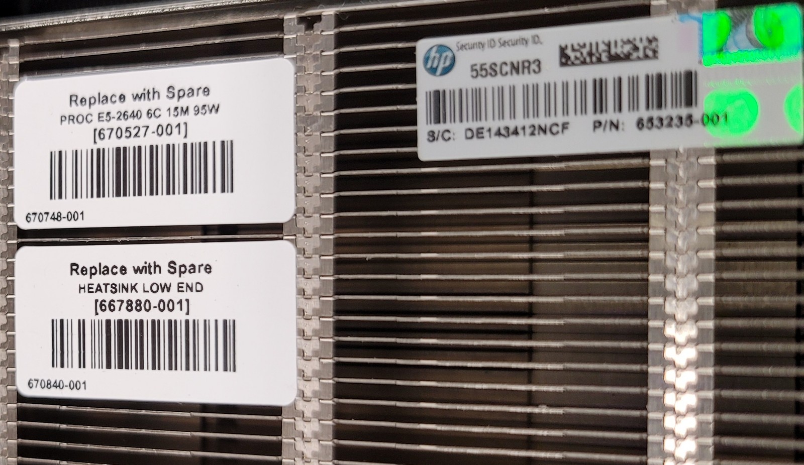 HP Proliant Server DL360 Gen8; 2P E5-2640, 128GB, 2x146GB SAS