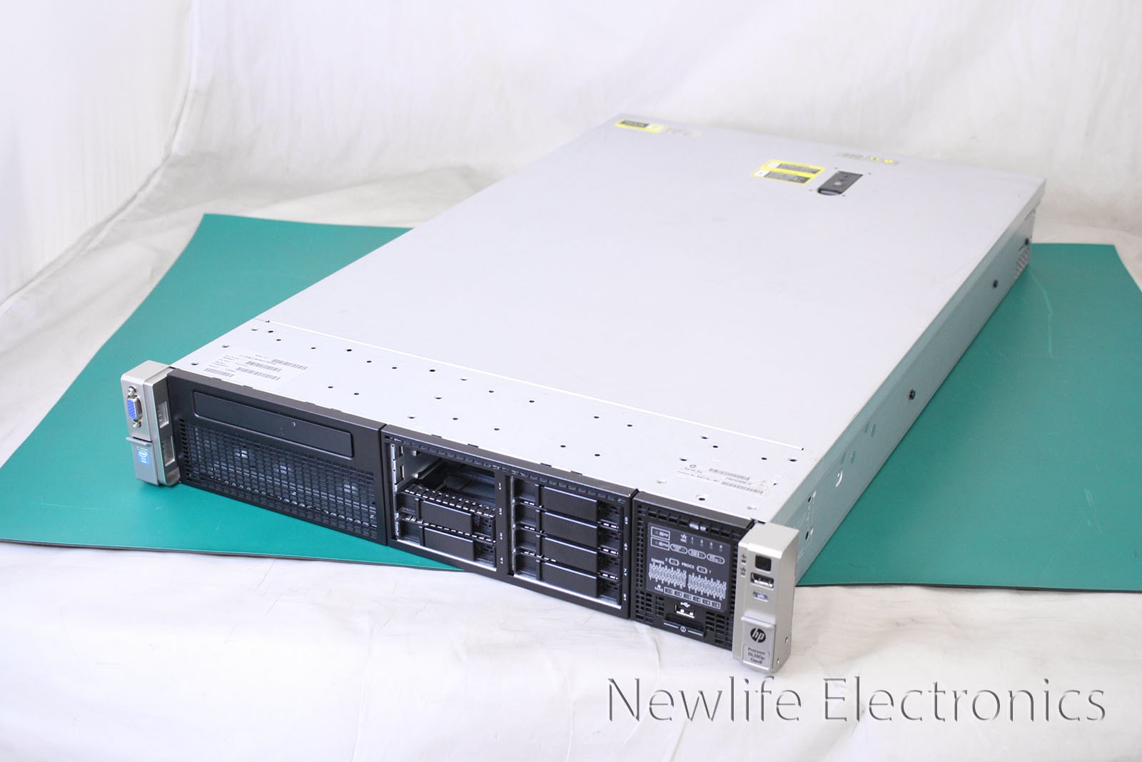 HPE 642119-001 ProLiant DL380p G8 Server (1 x 2.2GHz CPU/64MB RAM/No Drives)