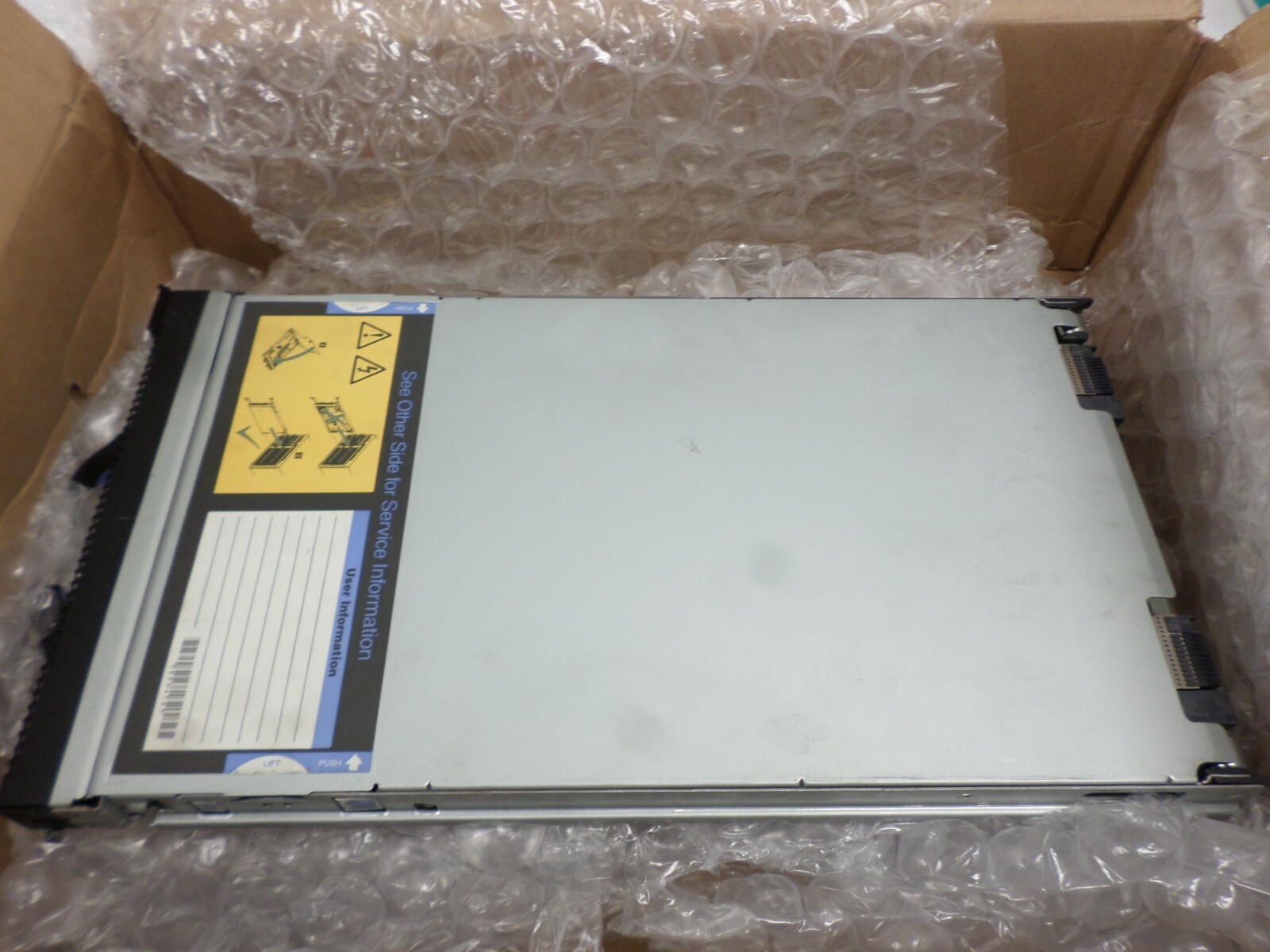 Used IBM BladeCenter HS20 8843-11U Xeon 3.0Ghz 2GB Server