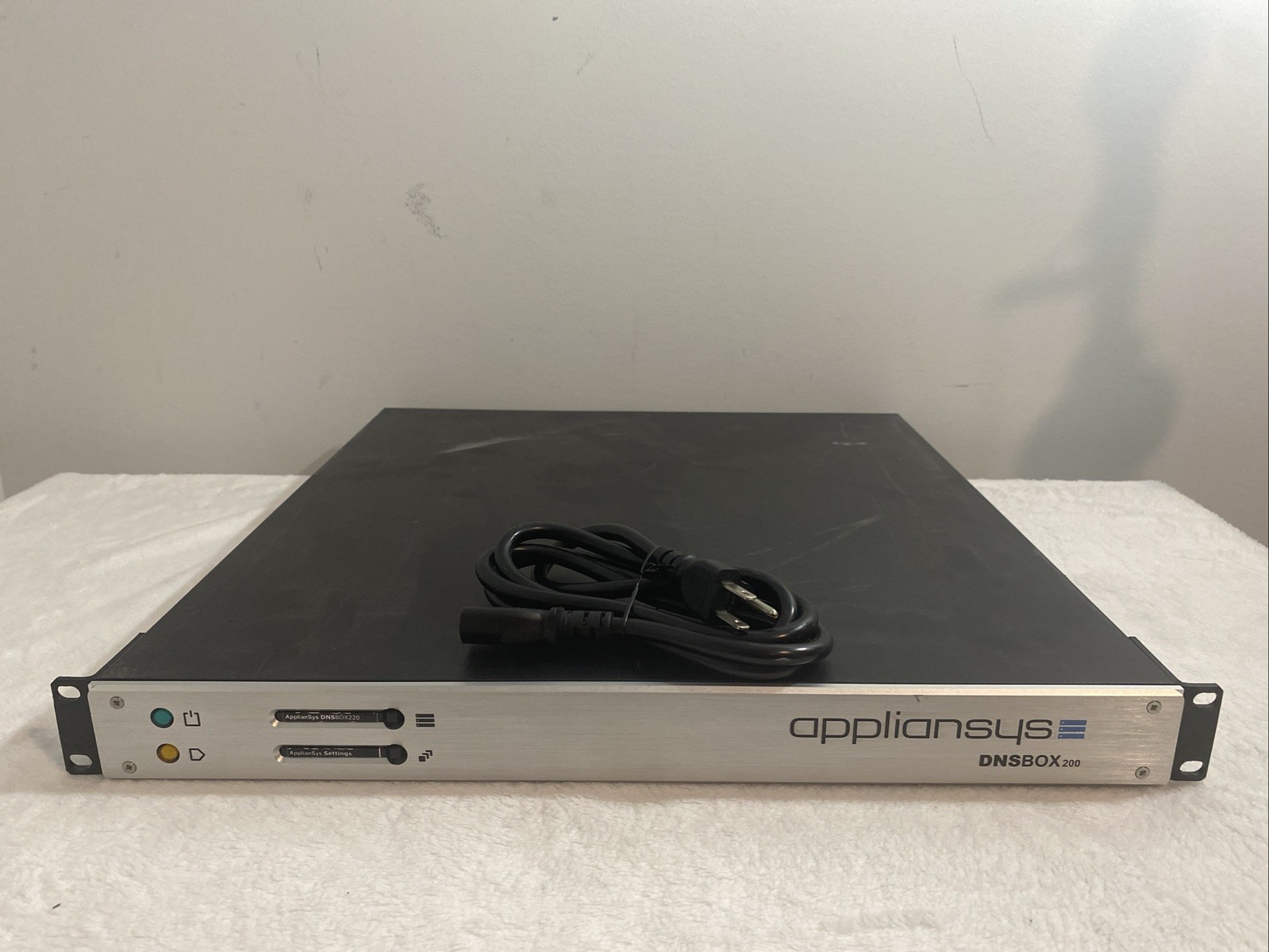 Appliansys DNSBOX200 Caching Appliance Server With Power Cord in Great Condition