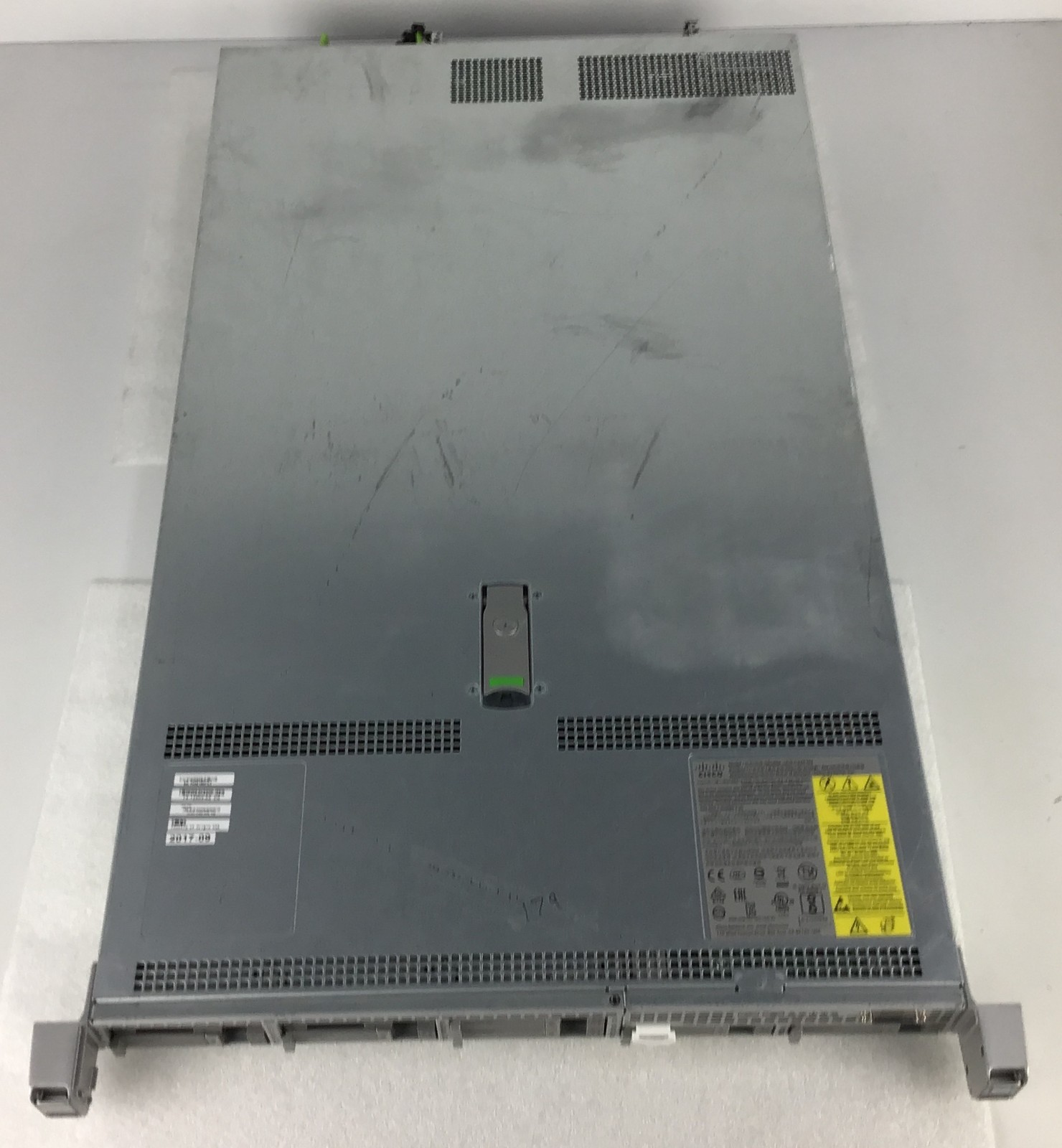 Cisco UCSC-C220-M4S 2x Intel Xeon E5-2690 V3 2.6GHz 2x X540-T2 No Ram No Drives