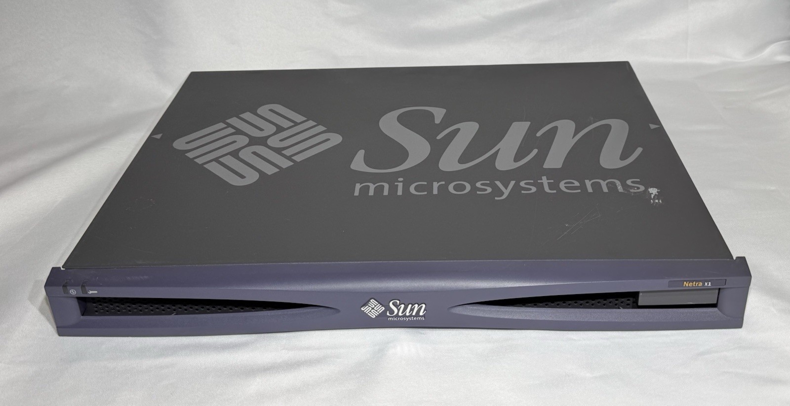 Sun Netra X1 400MHz UltraSPARC IIe CPU, 512MB RAM, 20GB HDD + 40GB HDD – Tested