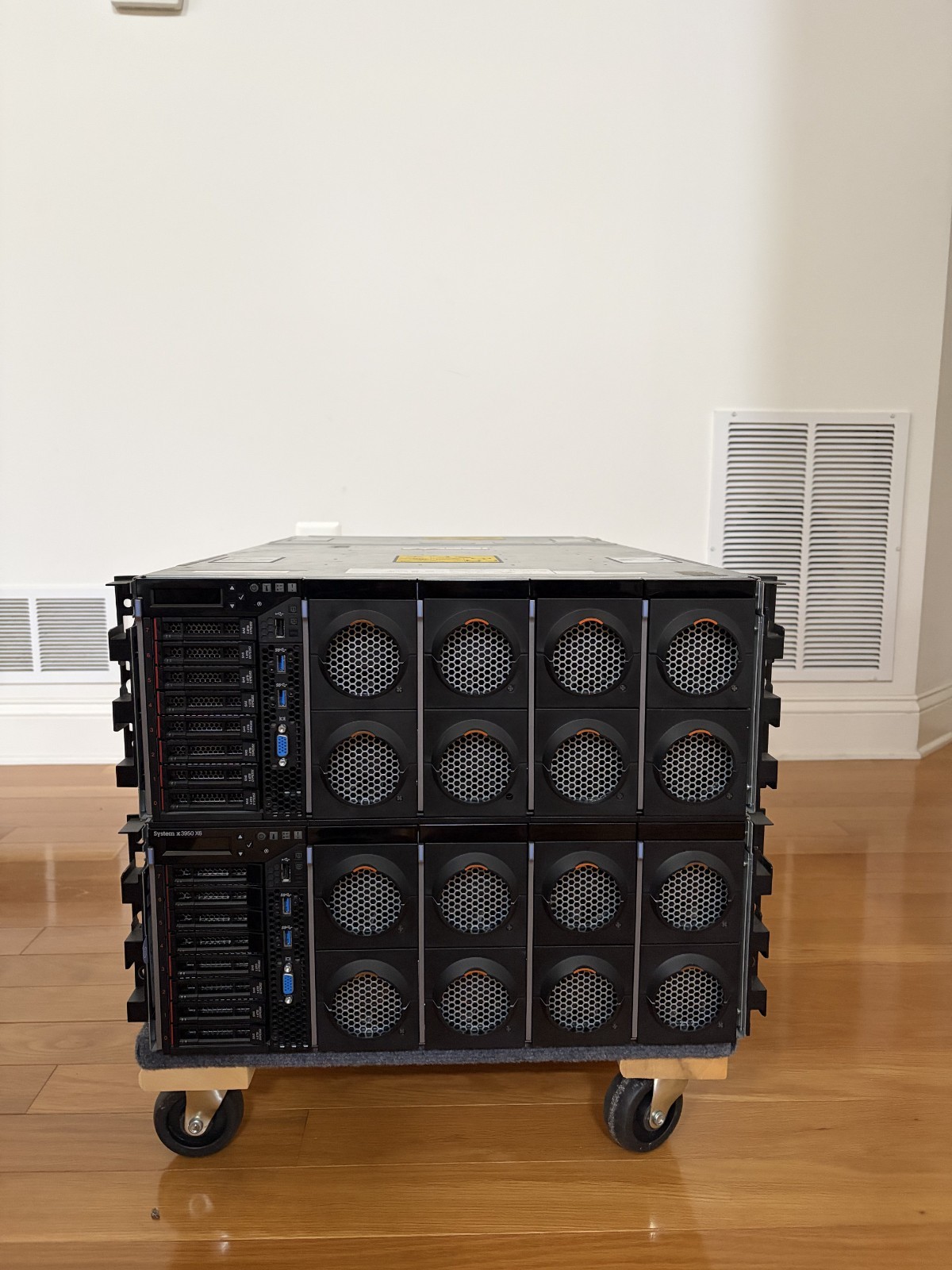 Lenovo x3950 x6, 8x8890v4 192C/384T, No RAM, No Storage