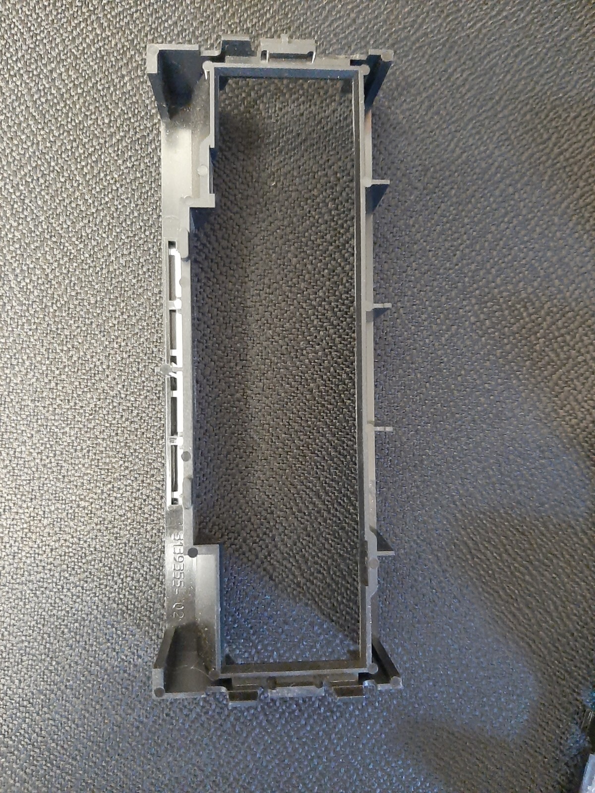 DEFECTIVE StorageTek 3139355xx 313935502 HP LTO Drive bezel for SL8500 S G3D