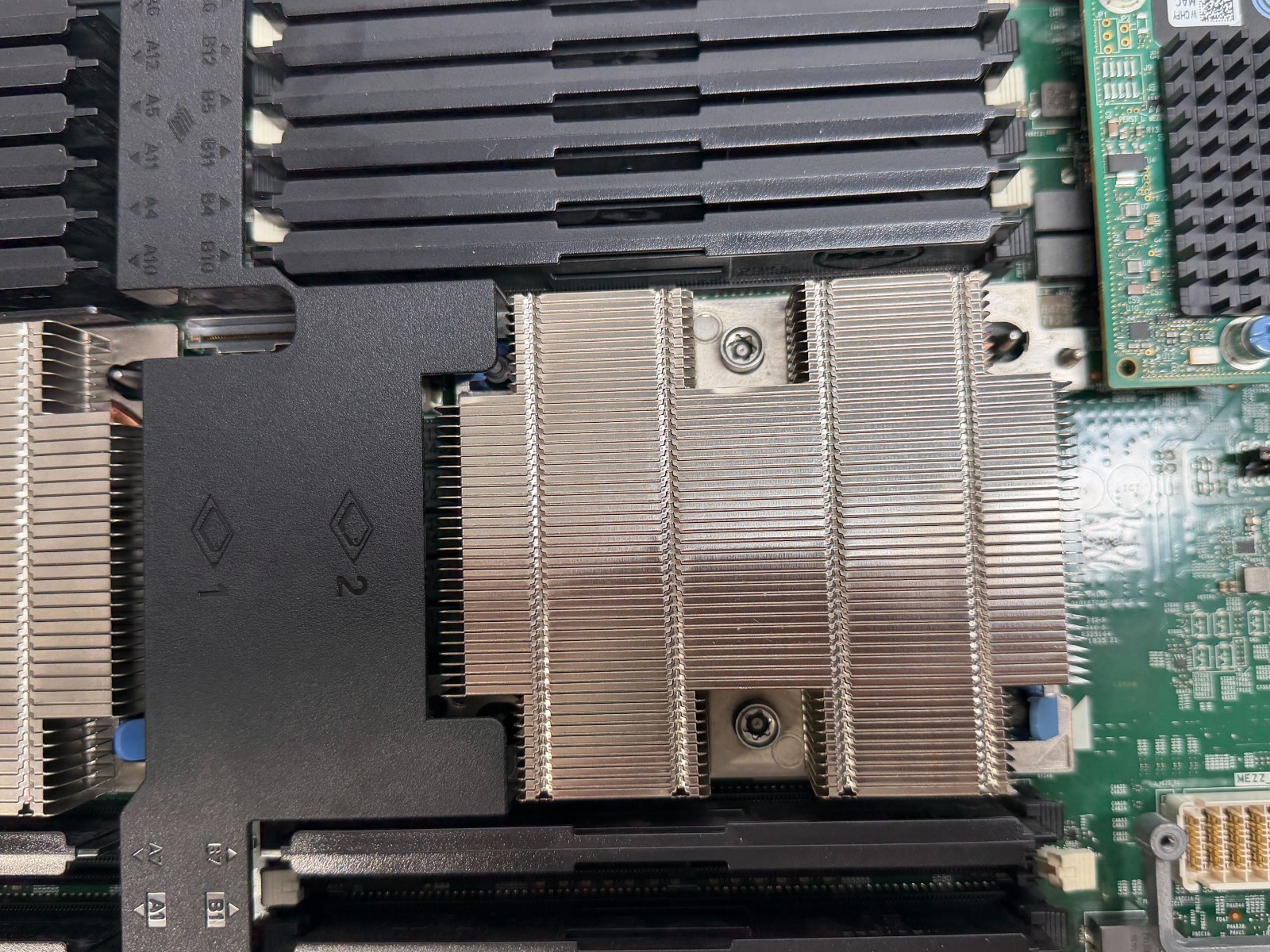 Dell PowerEdge MX740c Blade 2x Heatsinks 2x Xeon Gold 5117 NO RAM NO HDD