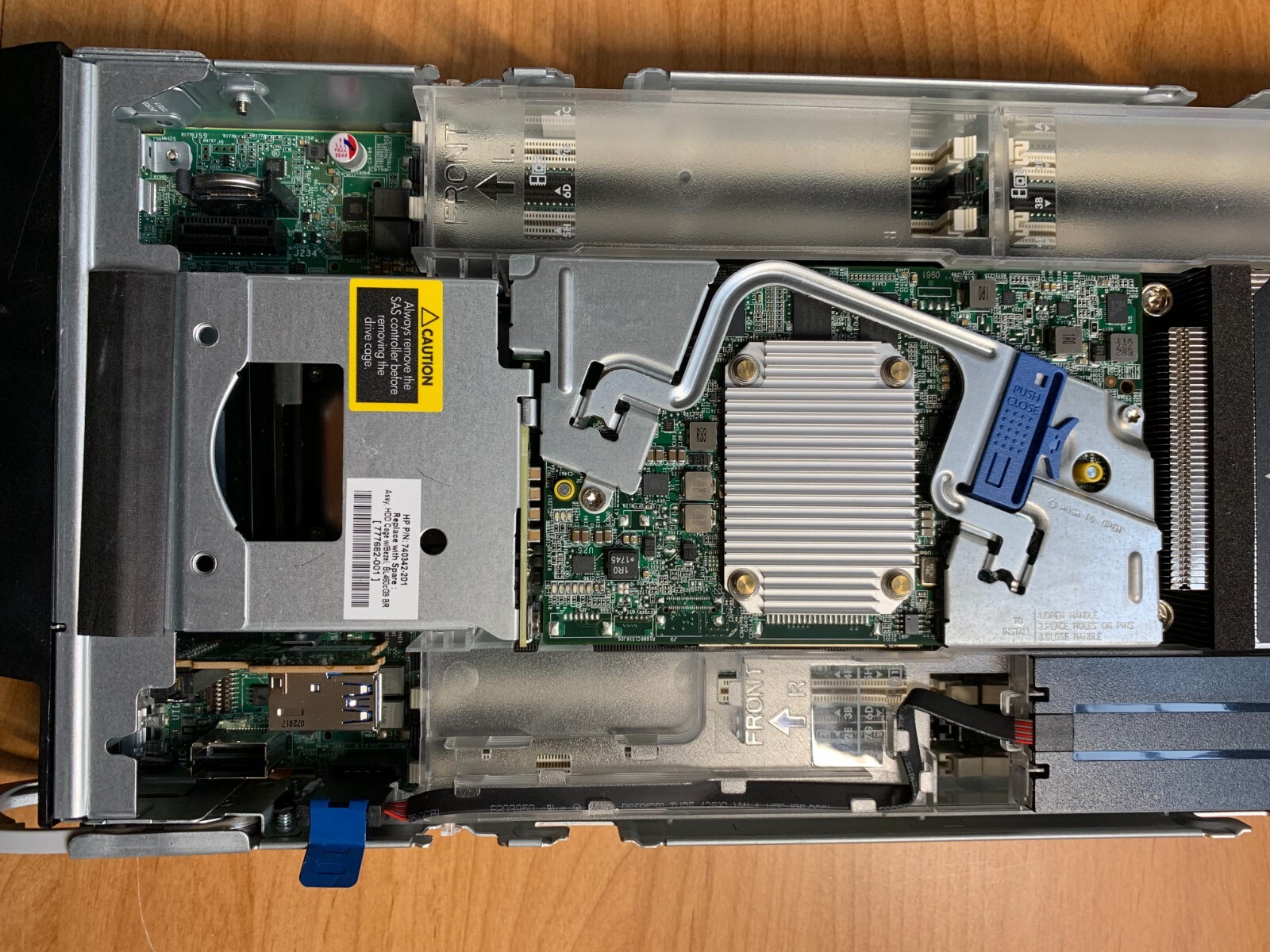 HP ProLiant BL460C Gen 9 Barebones 762737 w 2 Heatsinks & RAID, No CPU/RAM/HDD