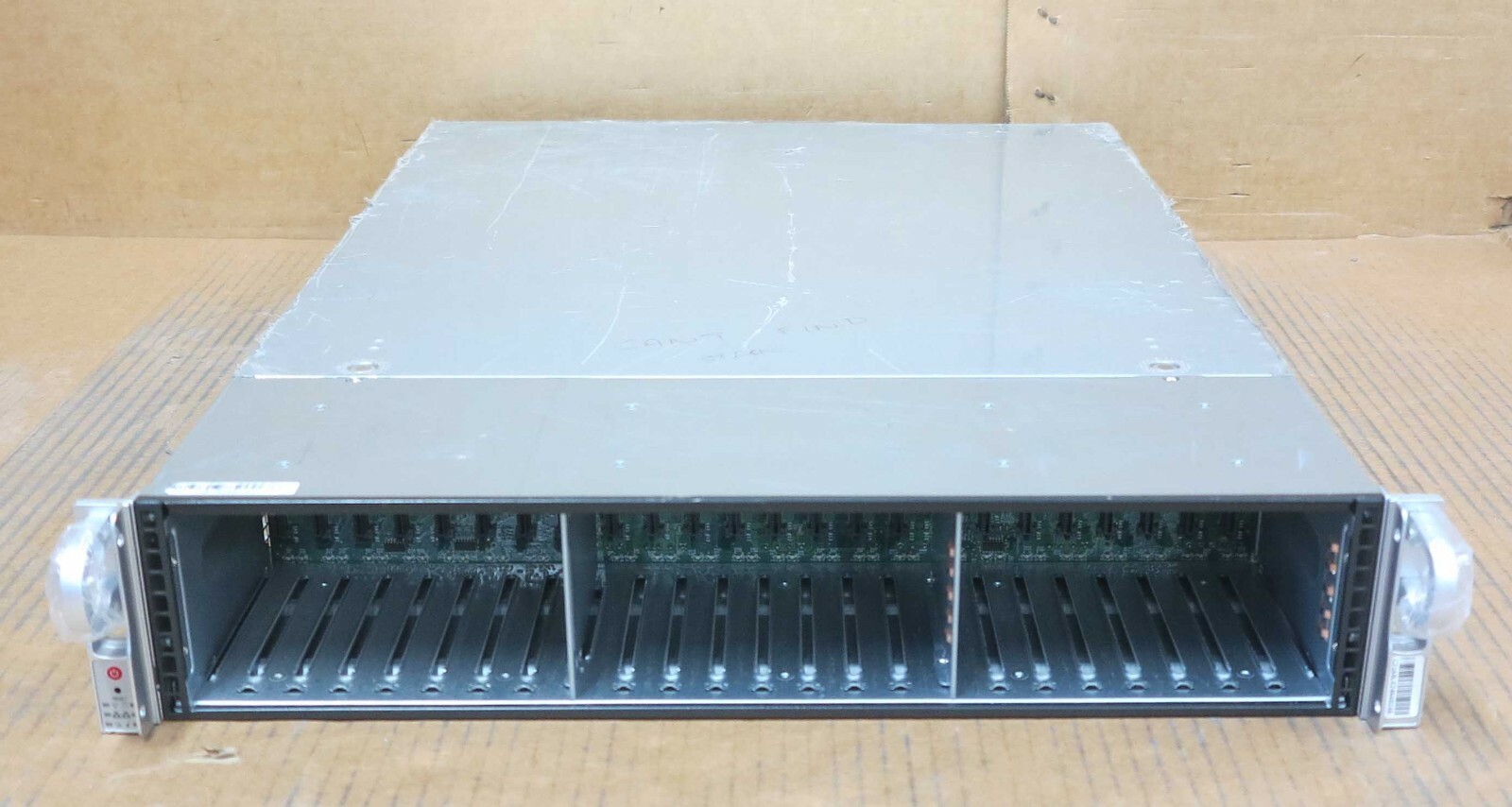 Supermicro SuperChassis CSE-216 X9DRD-7LN4F-JBOD CTO E5-2600 v2 24-Bay 2U Server