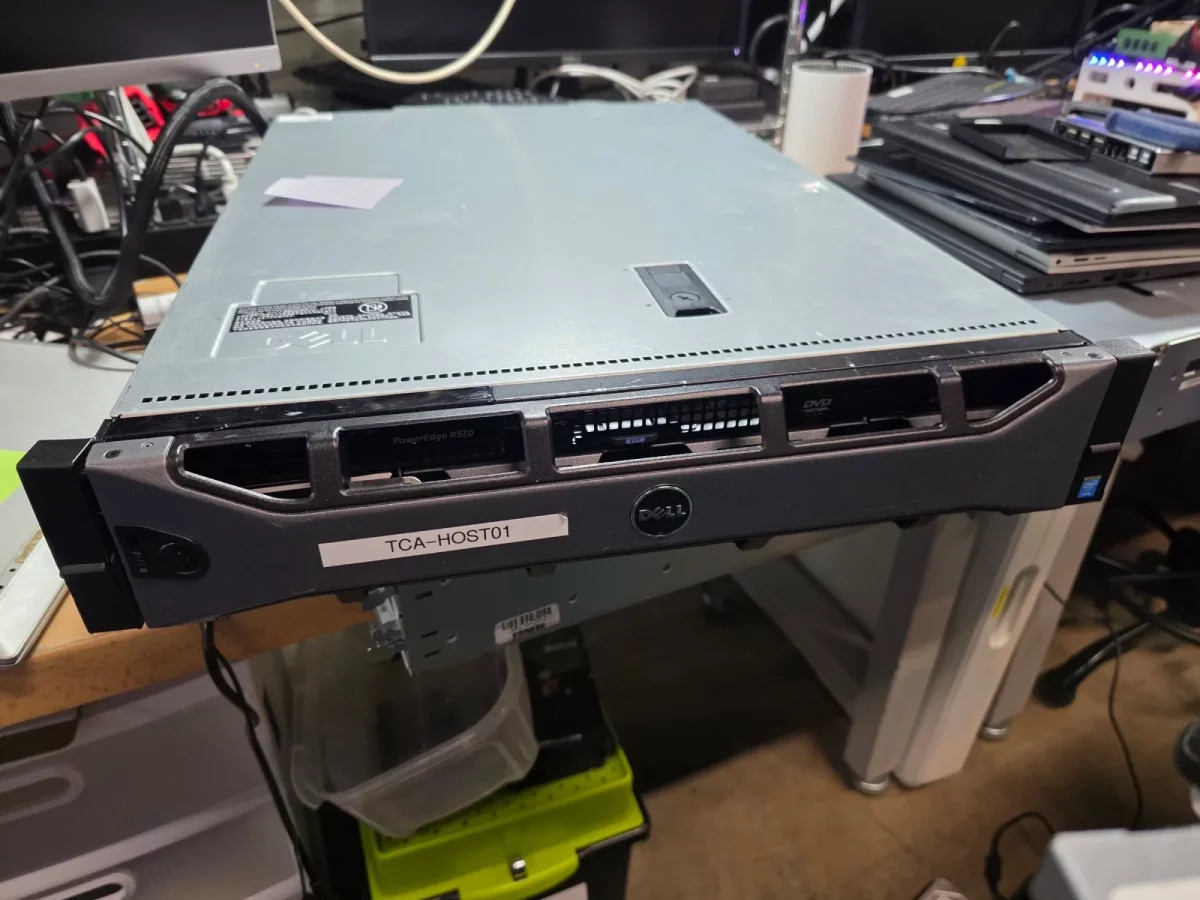 Dell PowerEdge R530 Server 2x E5-2630v3 96GB RAM 1100W
