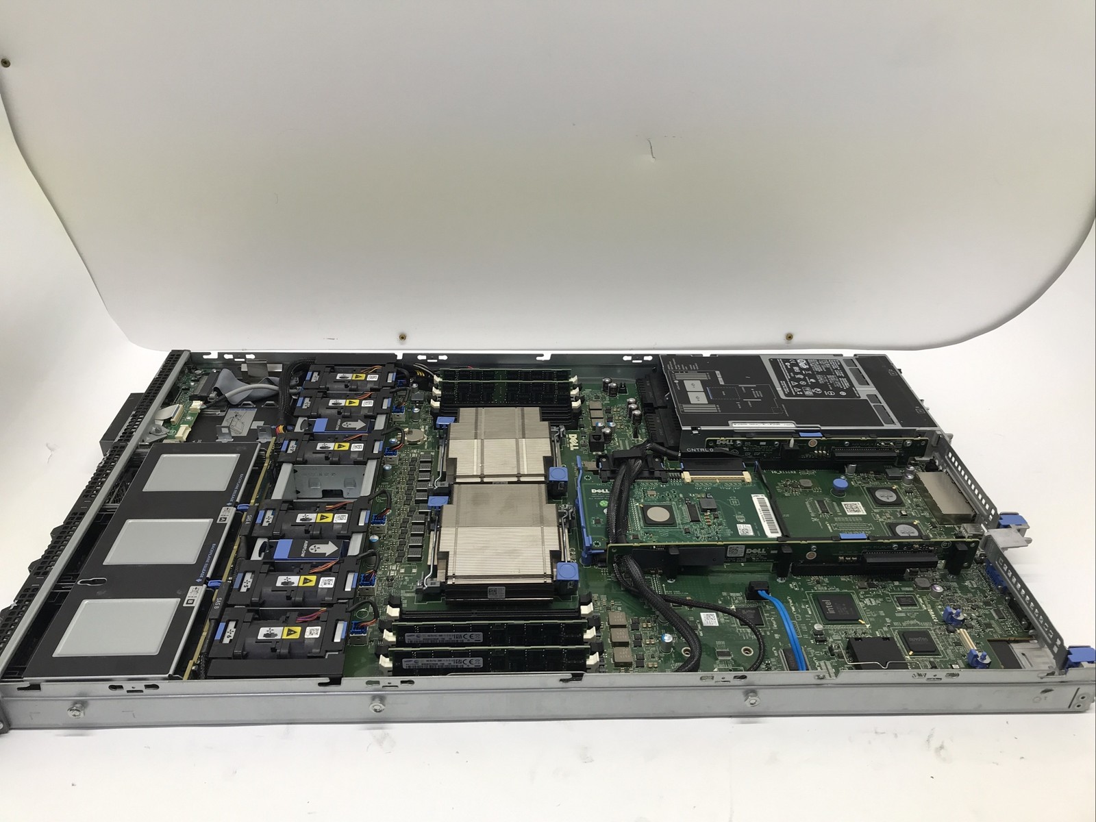 Dell PowerEdge R610 Server 2x Intel X5650 CPU 64GB RAM NO HDD BOOTS TO BIOS