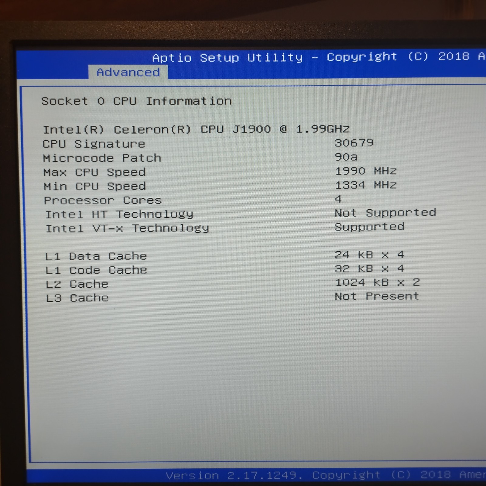 Network Server – R9FUZ – Celeron/J1900/1.99GHz – DDR3L/4G/1.35V