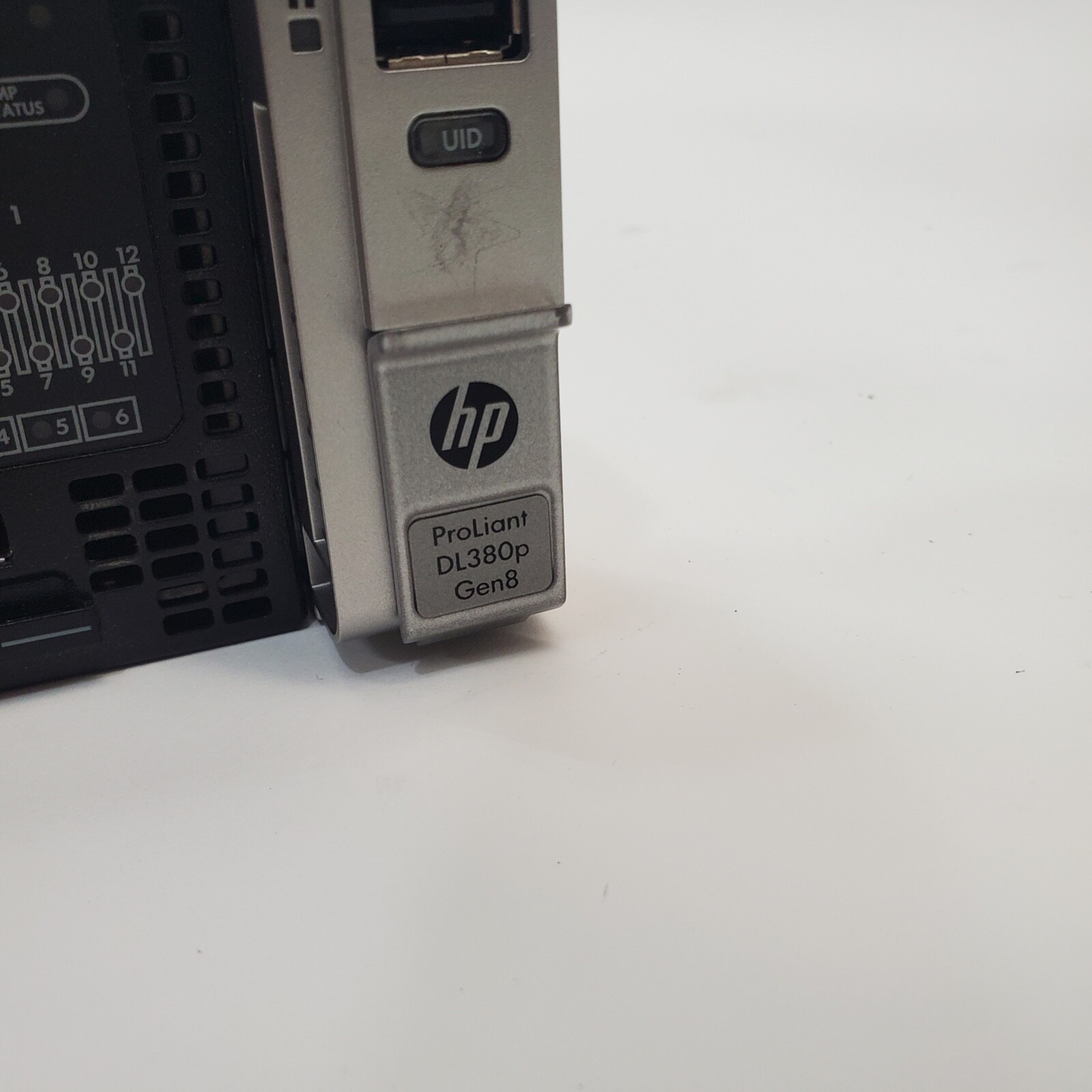 HP ProLiant DL380p G8 Server 2X Intel Xeon E5-2643@3.3Ghz 32GB RAM 876GB 15K SAS