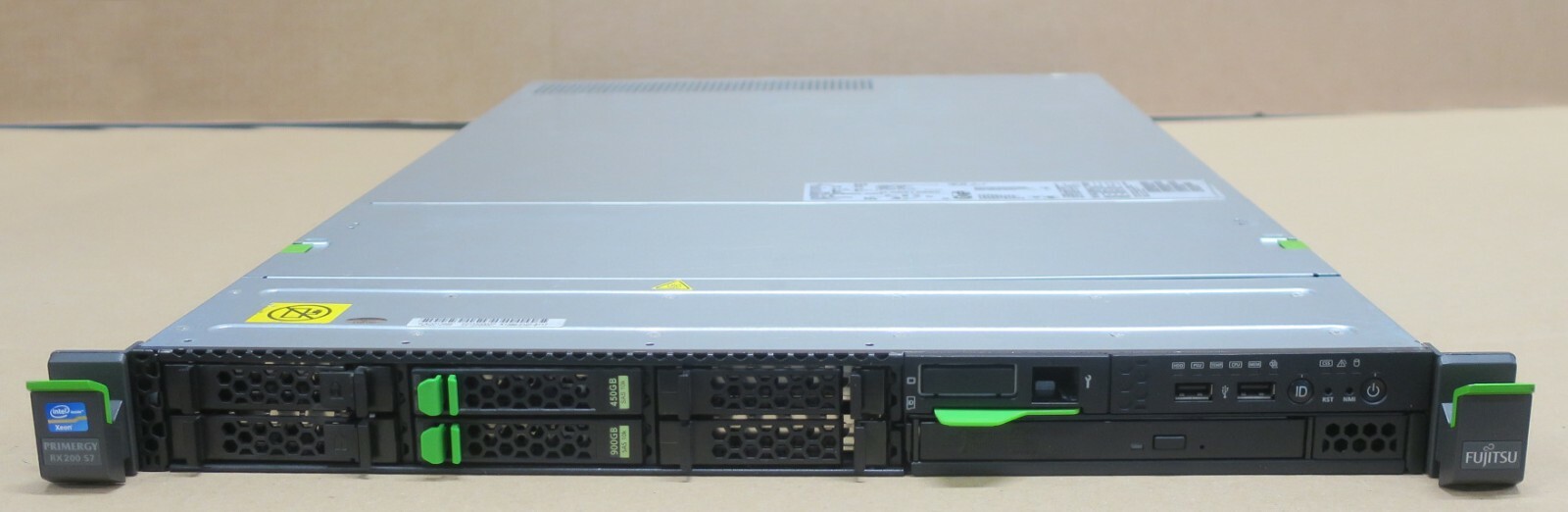 Fujitsu Primergy RX200 S7 1x 6C E5-2620 2GHz 32GB Ram 4x 2.5″ SAS Bays 1U Server