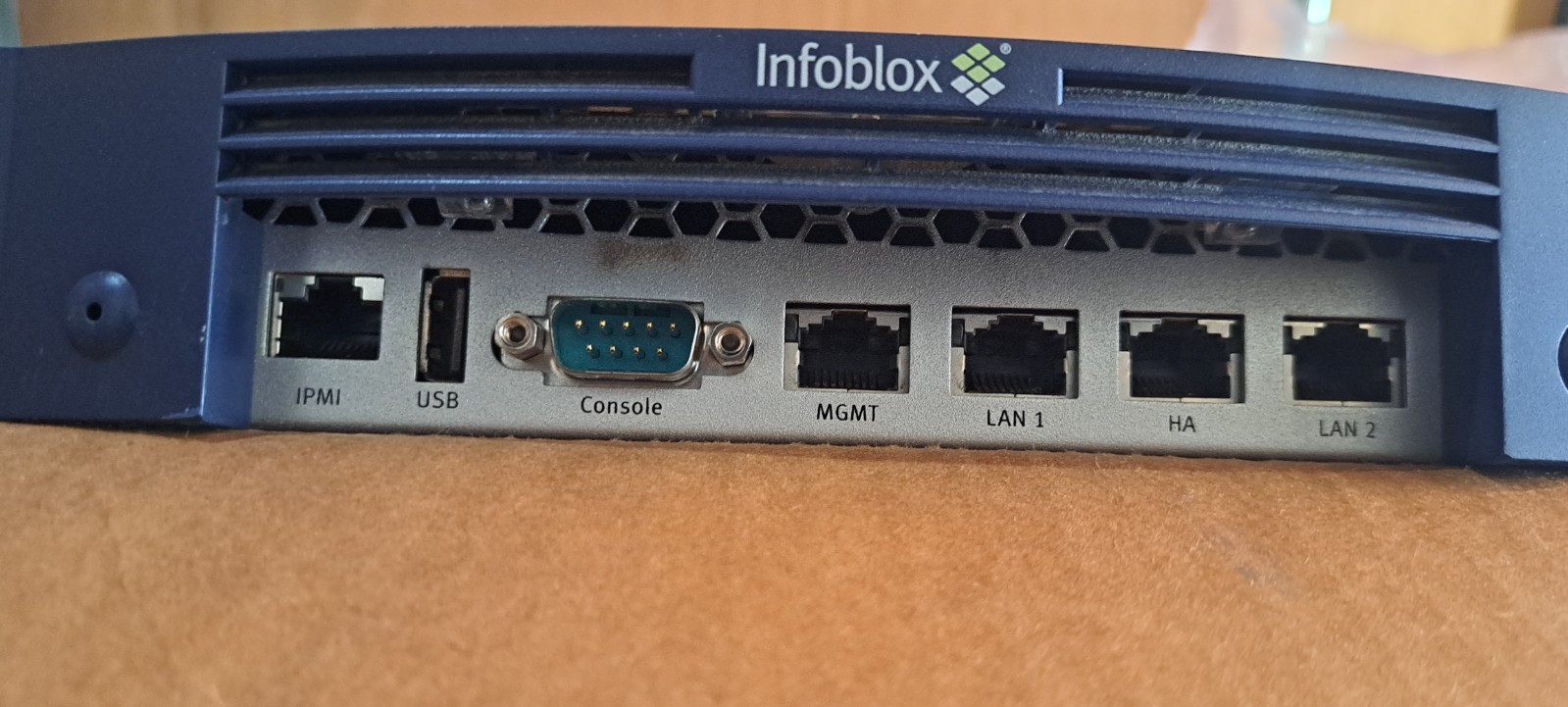 Infoblox Trinzic 1400 Rack-Mountable Network Server P/N: TE-1420-NS1GRID-AC