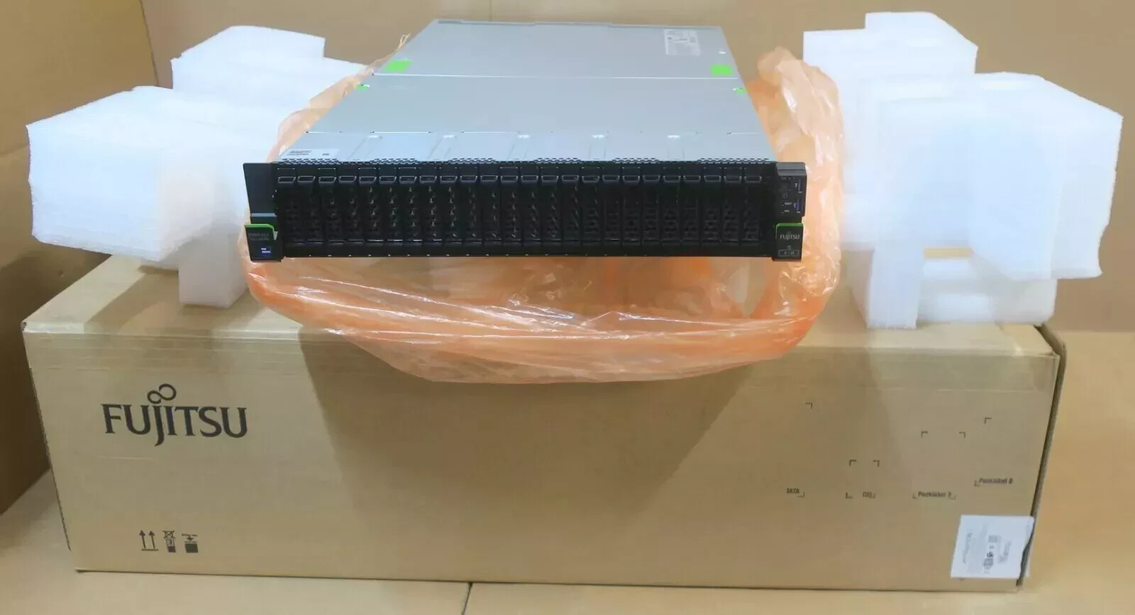 NEW Fujitsu Primergy RX2540 M6 Up to 2x Scalable CPU 32-DIMM 24Bay CTO 2U Server