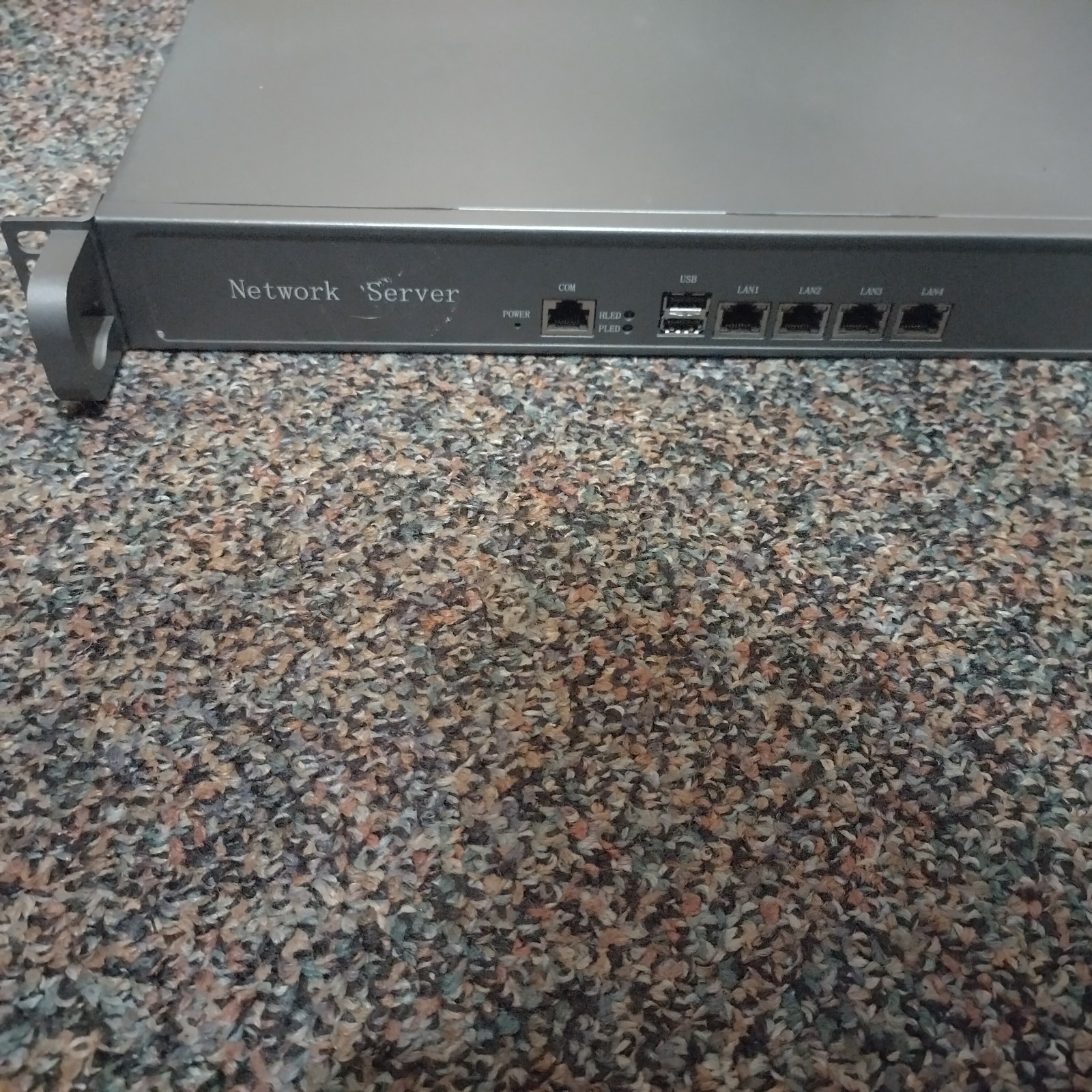 Network Server – R9FUZ – Celeron/J1900/1.99GHz – DDR3L/4G/1.35V