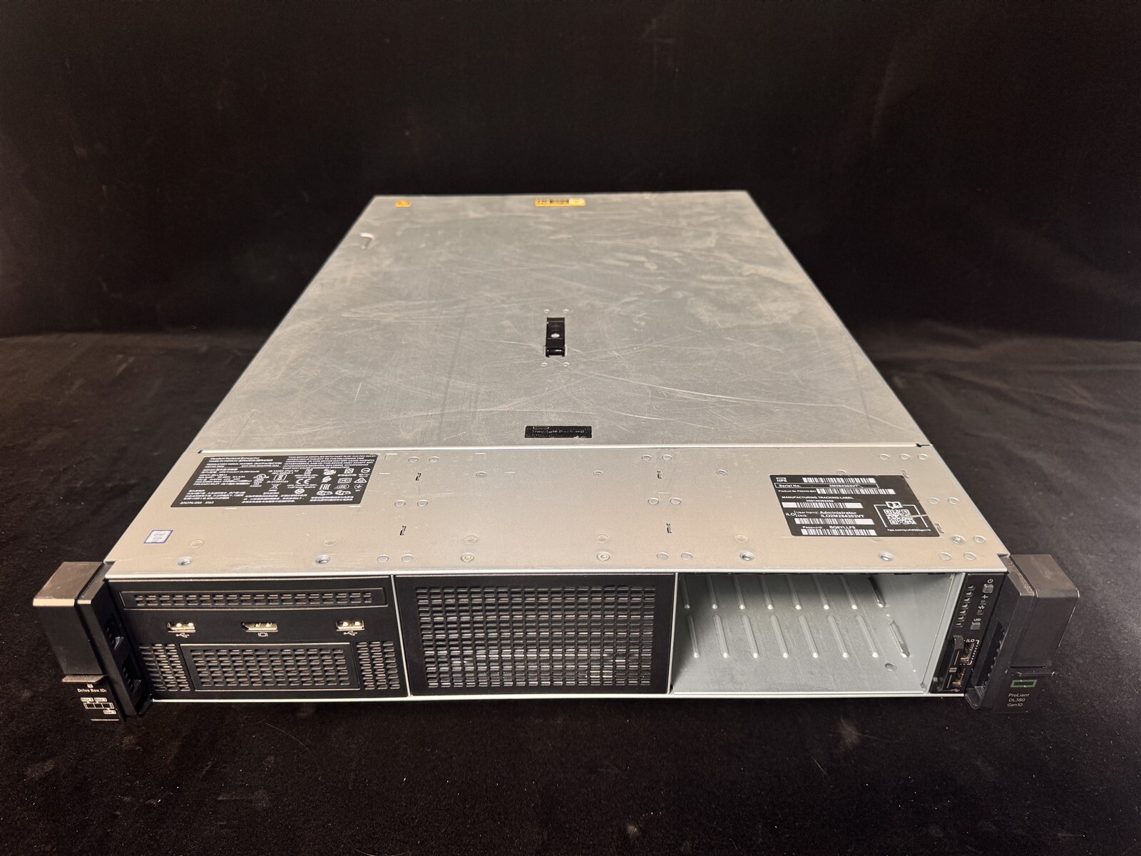 HPE ProLiant DL380 Gen10 G10 8SFF 2x 8C SILVER 4108 1.8GHz 64GB RAM 8x 600GB