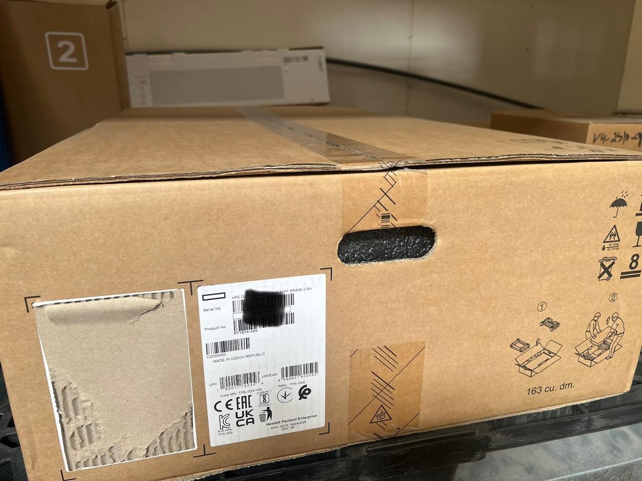 P71674-425 HPE SERVER ProLiant DL380 Gen11 1x 4510 64GB MR408i 8SFF 2x960GB SSD