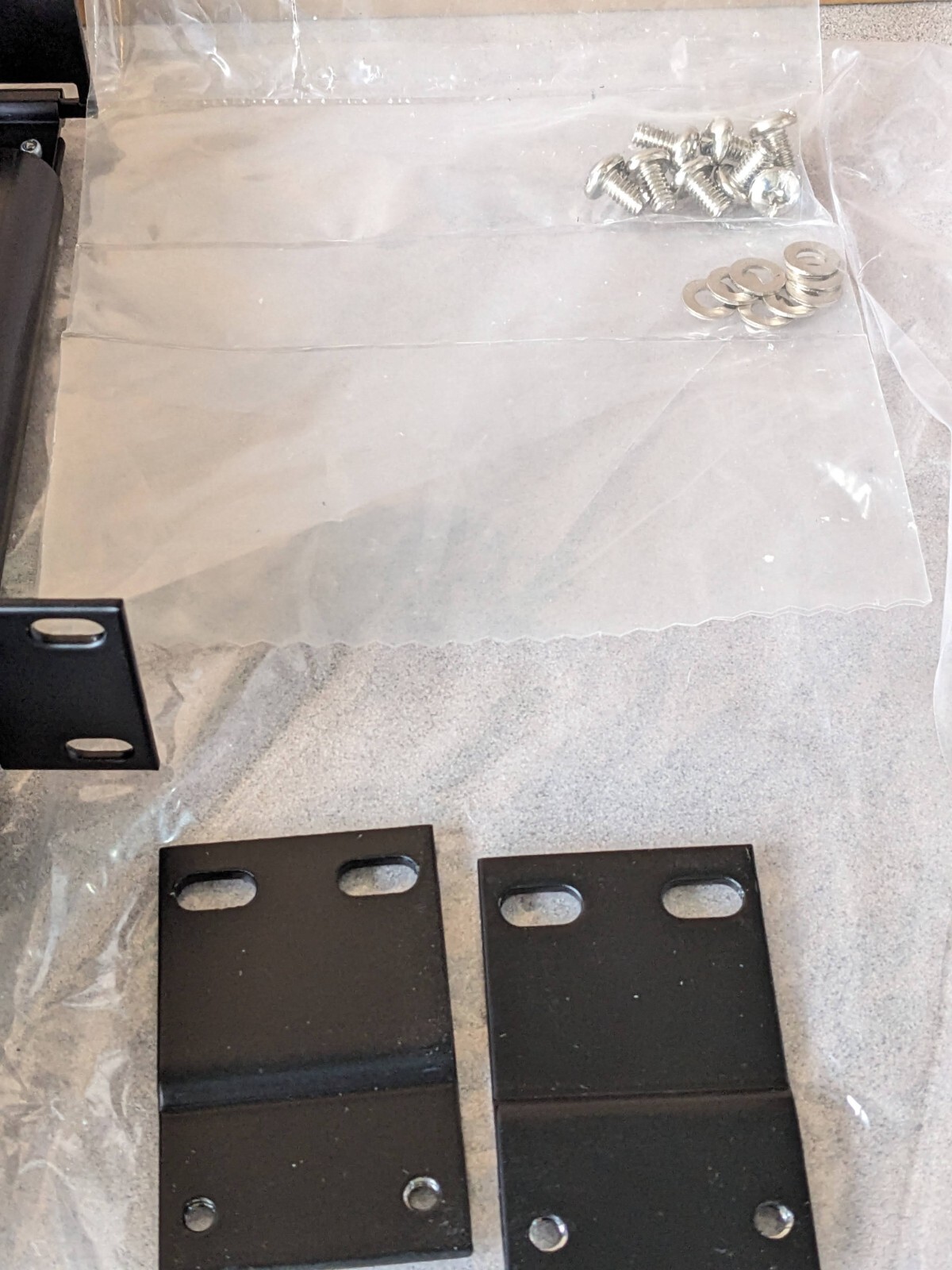 🔥New🔥 CommScope ADCCMHR19-1U Horizontal Glide 19″ Fiber Optical Cable Manageme