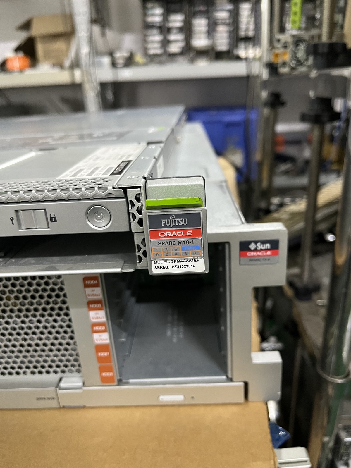 Oracle Sun Fujitsu M10-1 7088702 16-Core 3.2GHz CPU 4 cores active base server