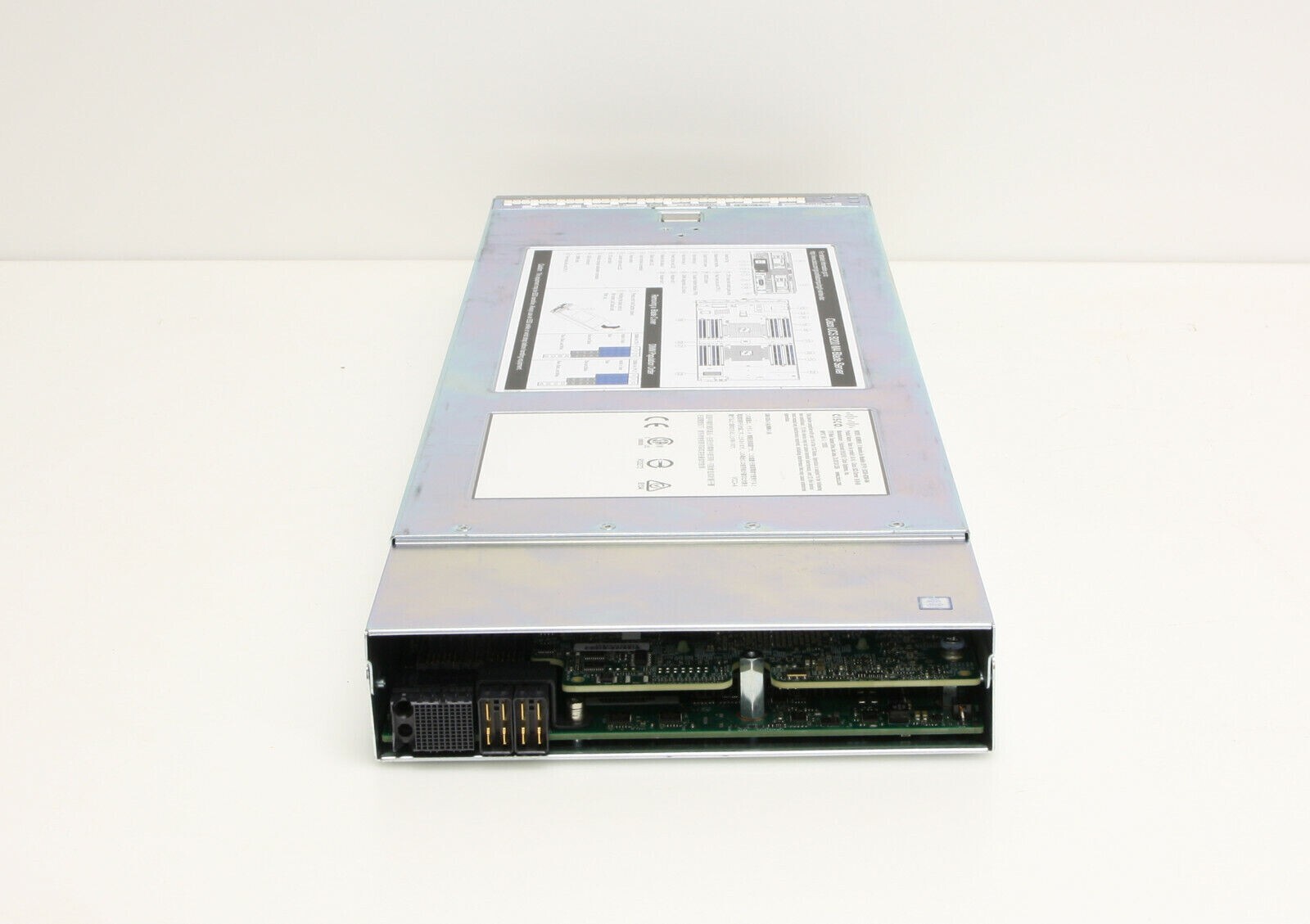 Cisco UCS B200 M4 Blade Server Barebone System with 2 Heatsinks of Socket 2011