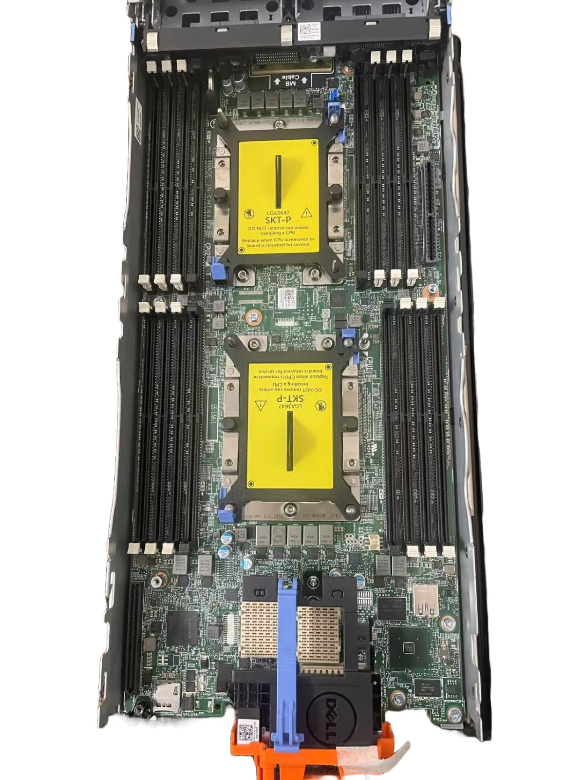NEW Dell PowerEdge M640 Barebone Server Blade No Hard Drive Trays 0D4WRJ CTHW9