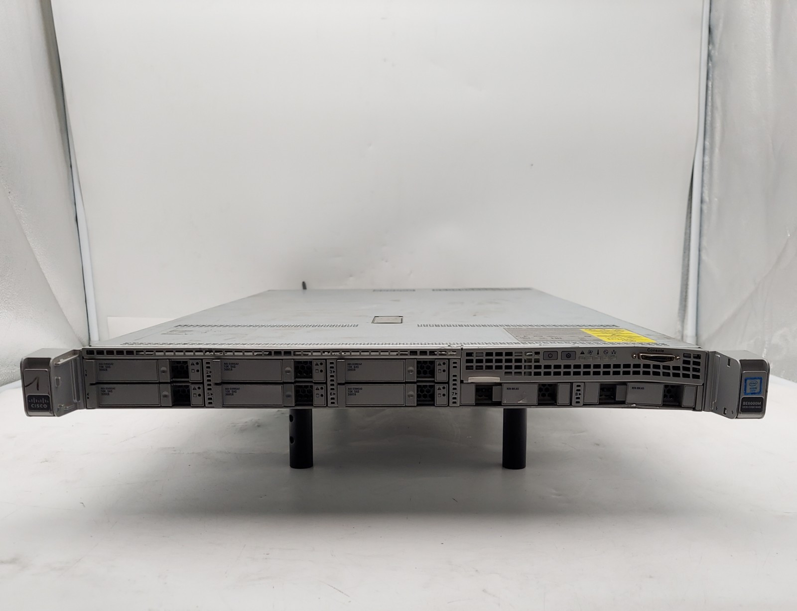 Cisco UCS C220 M4 Xeon E5-2630 v3 2.40Ghz 32GB RAM SAS Controller 6x 300GB HDD