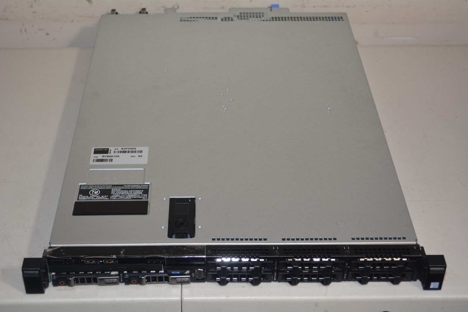 ^ Barco (Dell) R330 Server Xeon E3-1220 v5 3.0GHz 16GB Ram 2x 240GB SSD (READ)
