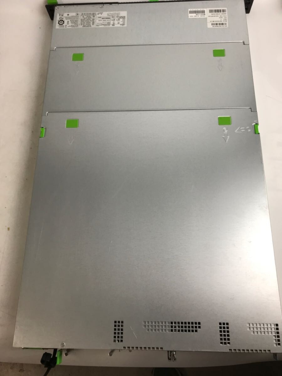 Fujitsu Primergy RX2530 M4 No CPU 2x Heatsink No Memory No HDD 1x Power