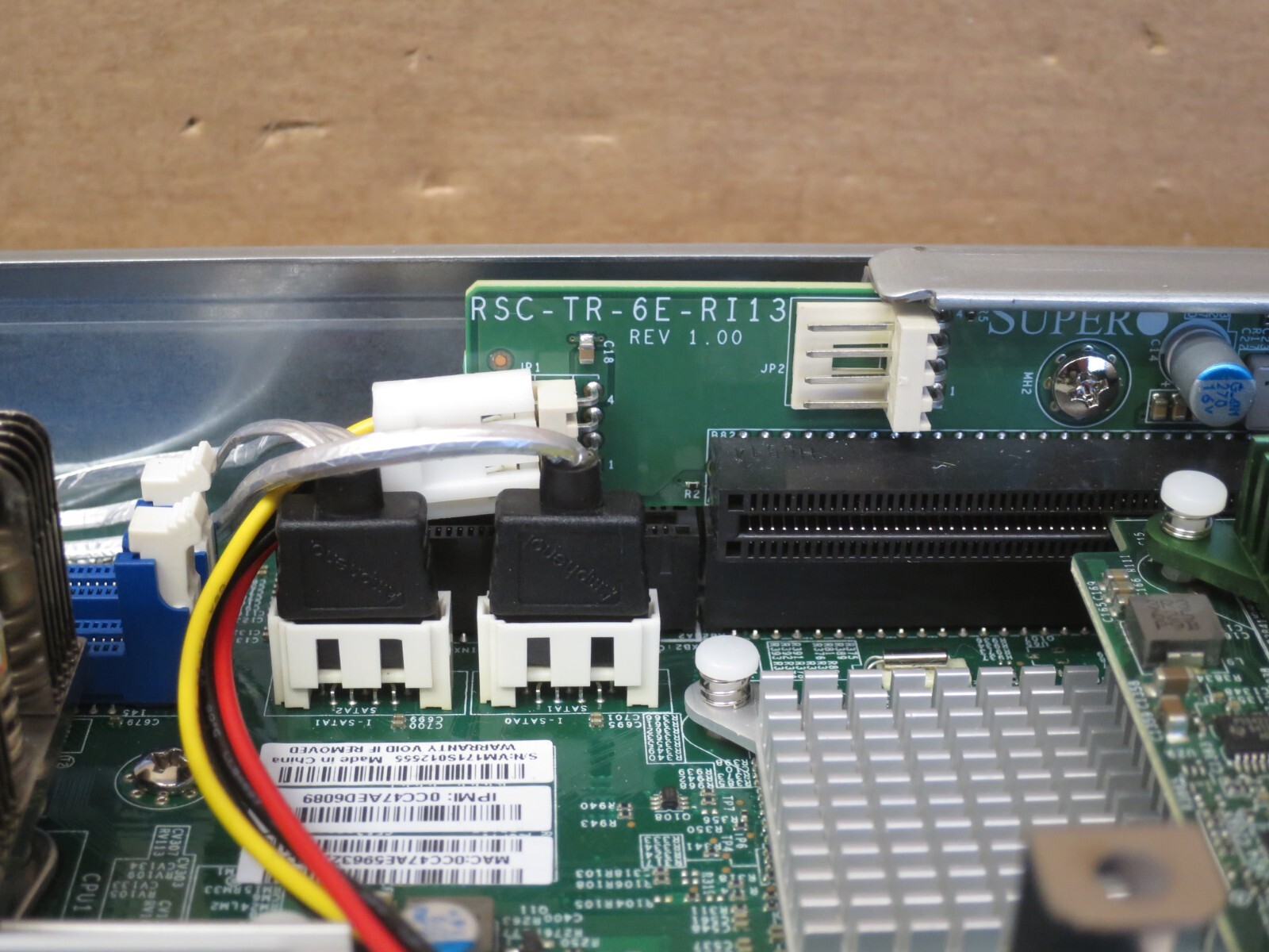 Supermicro 6028TR-HTR 3x X10DRT-H Node 6x E5-2630v3 12x 3.5″ Bay 2U CTO Server