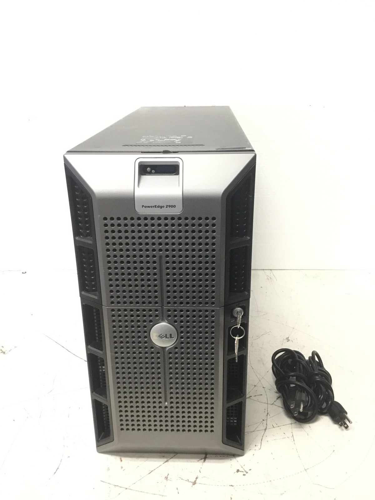 Dell PowerEdge 2900 Server EMC01 2x Xeon X5450 3.00GHz PERC 6/i DVD-Rom No HDD